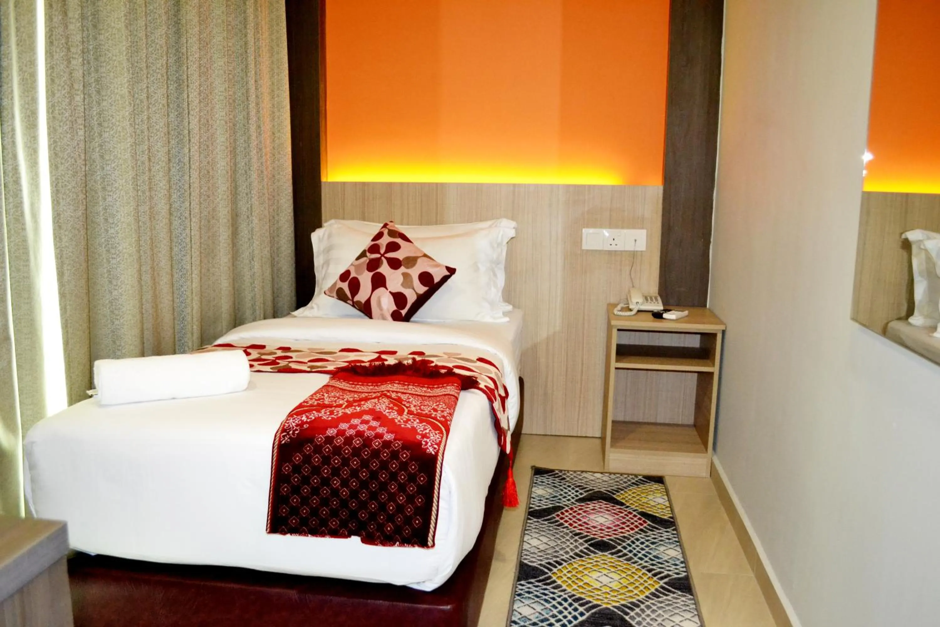 Bed in Sky Hotel @ Pudu