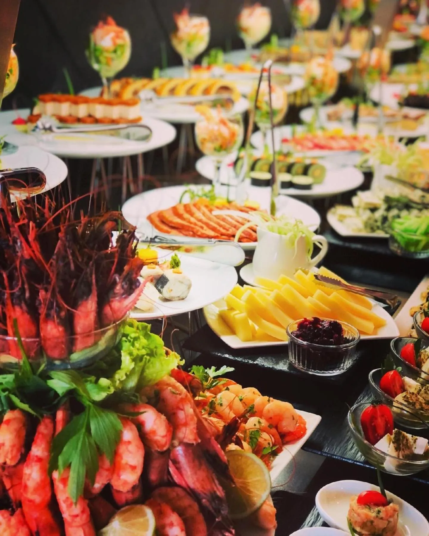 Restaurant/places to eat in HVD Viva Club Ultra All Inclusive - Private Beach & Free Parking