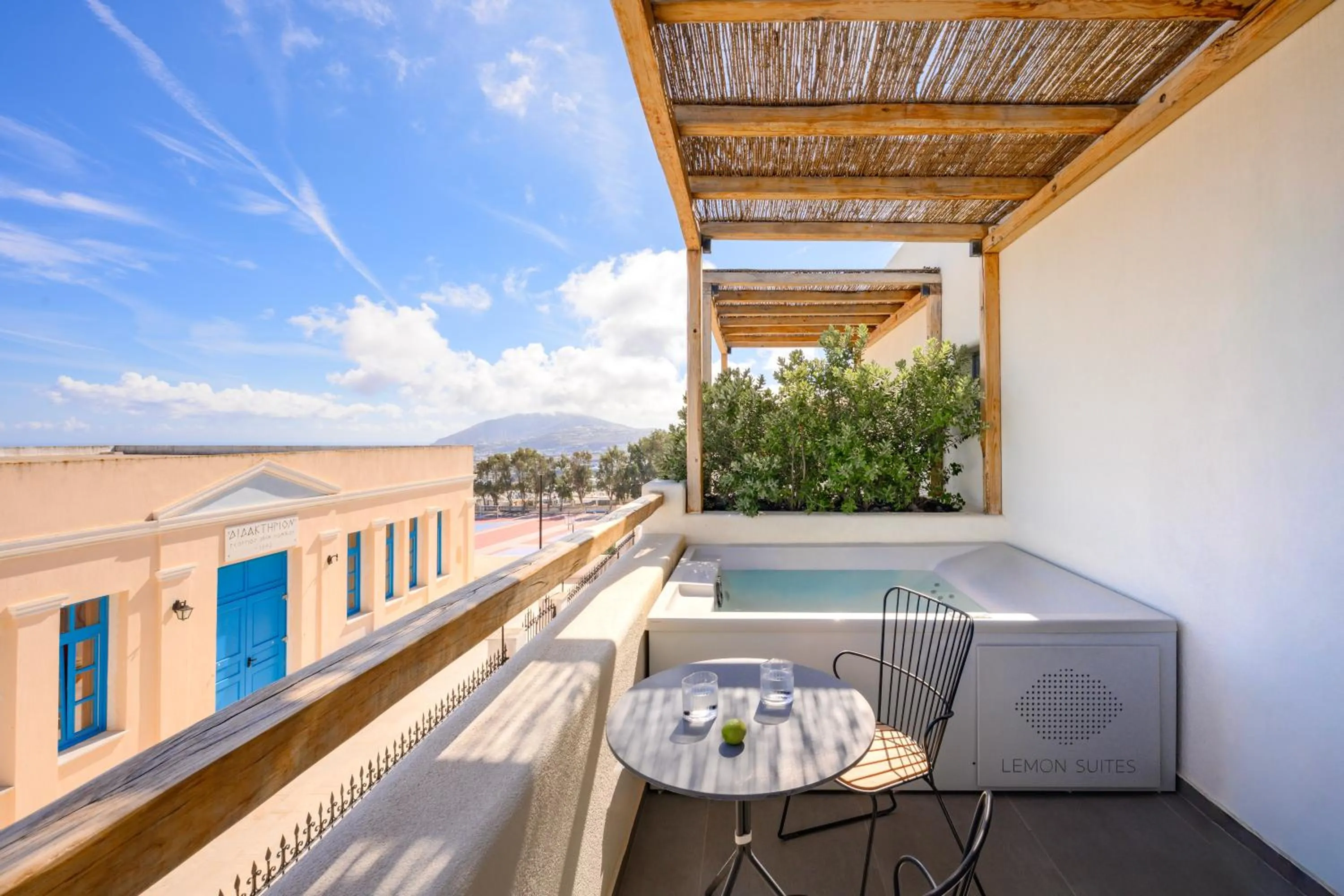Patio in Lemon Suites Santorini
