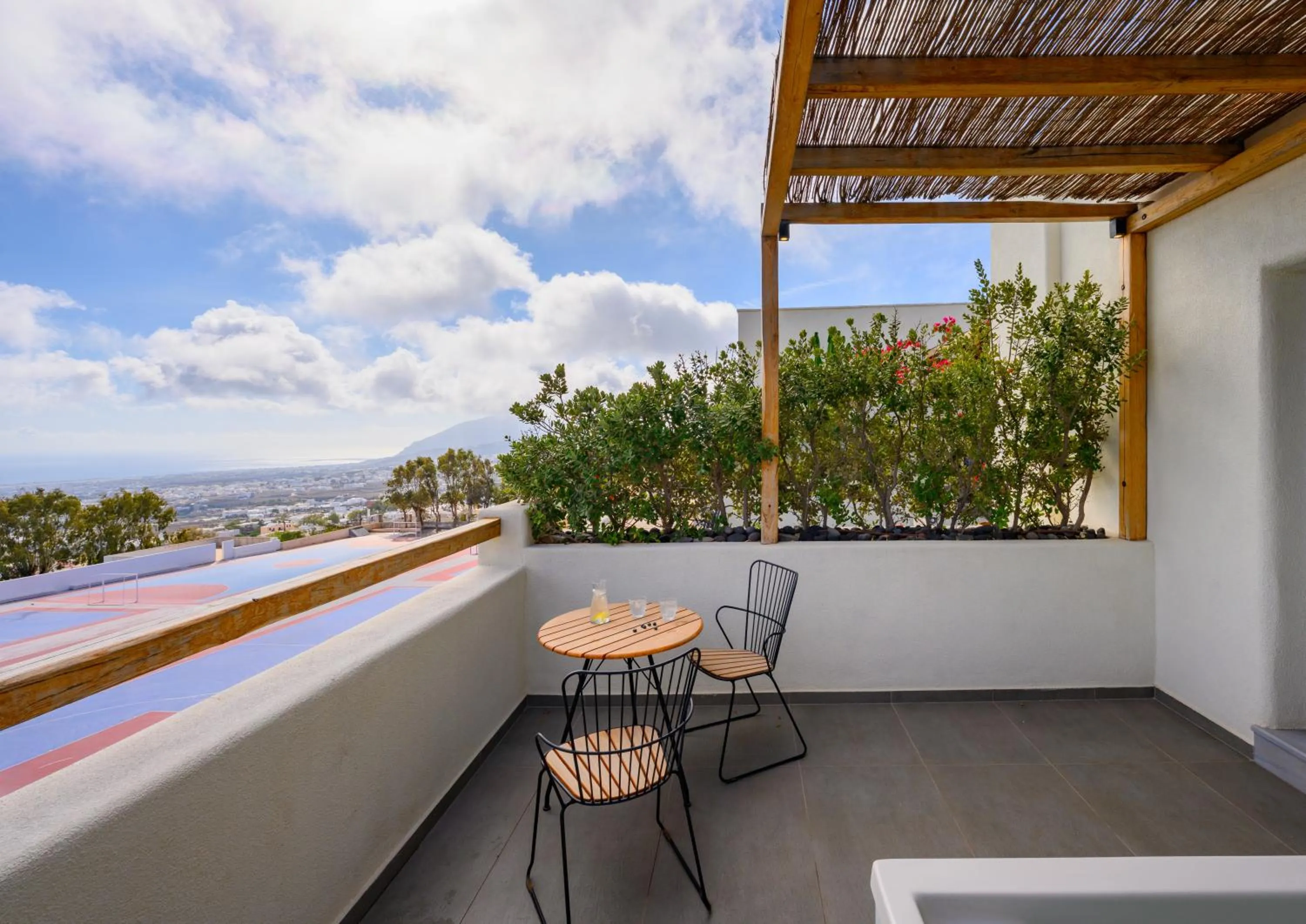 Natural landscape in Lemon Suites Santorini