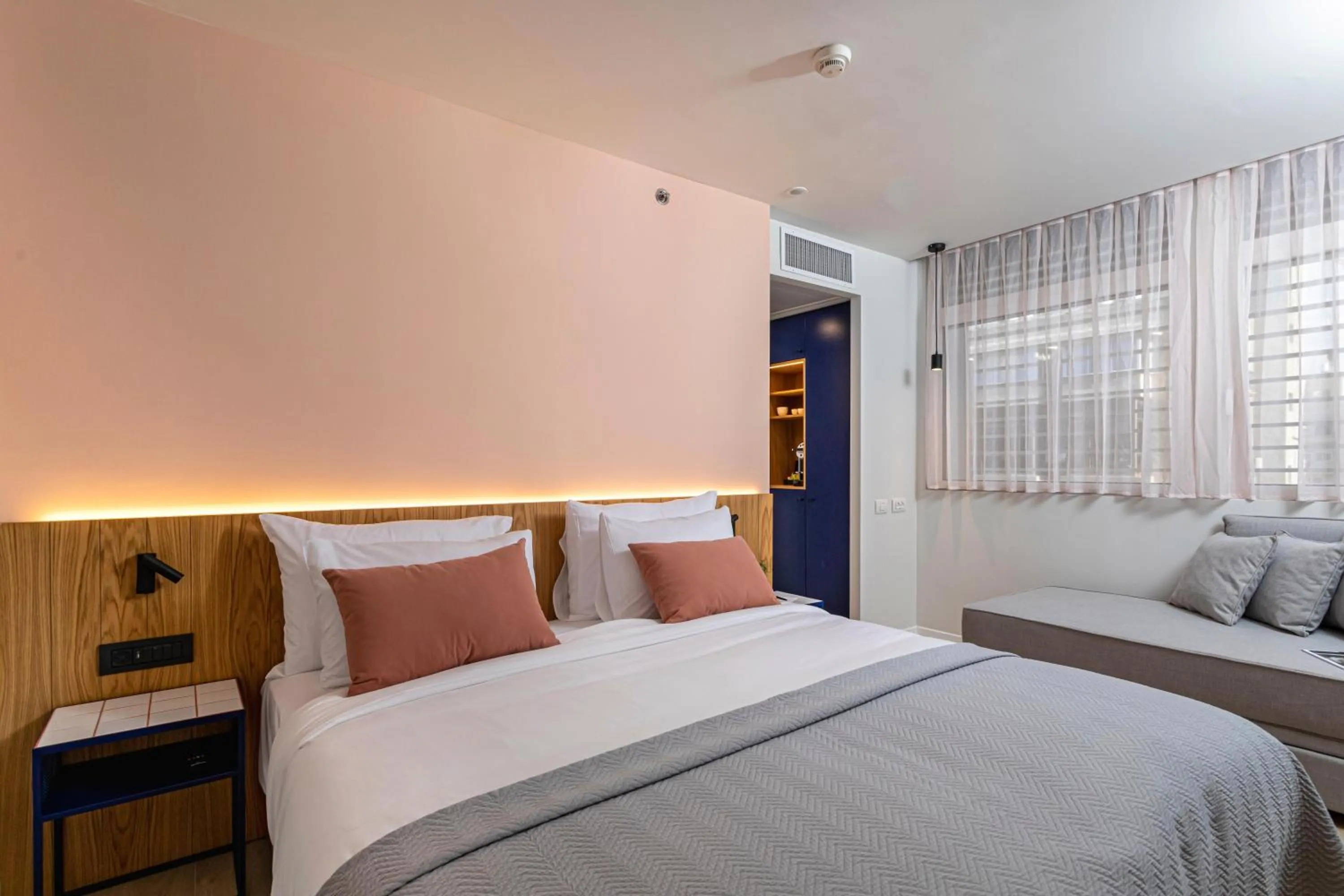 Bed in Artist Hotel - an Atlas Boutique Hotel