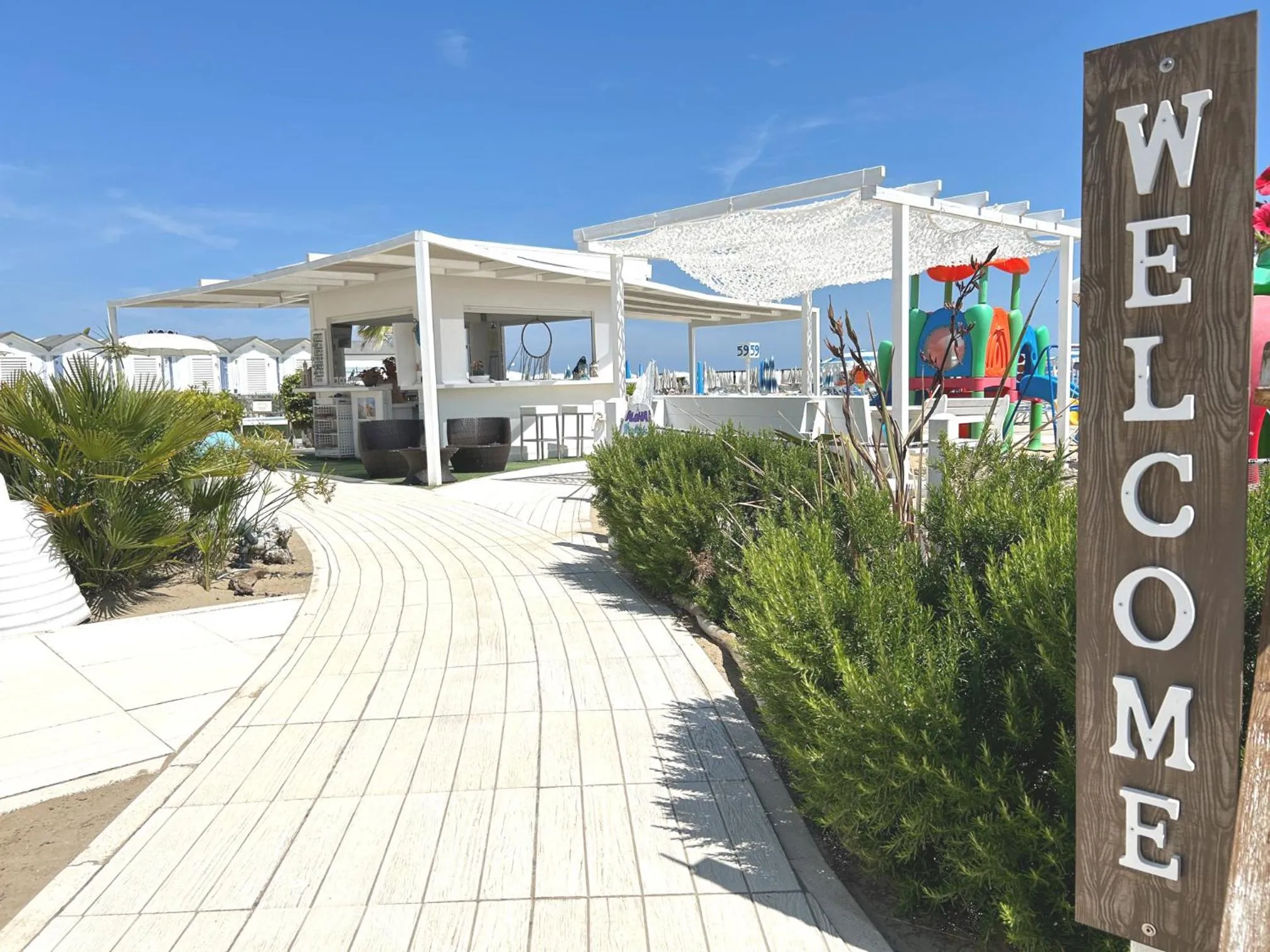 Beach in Hotel Pacific