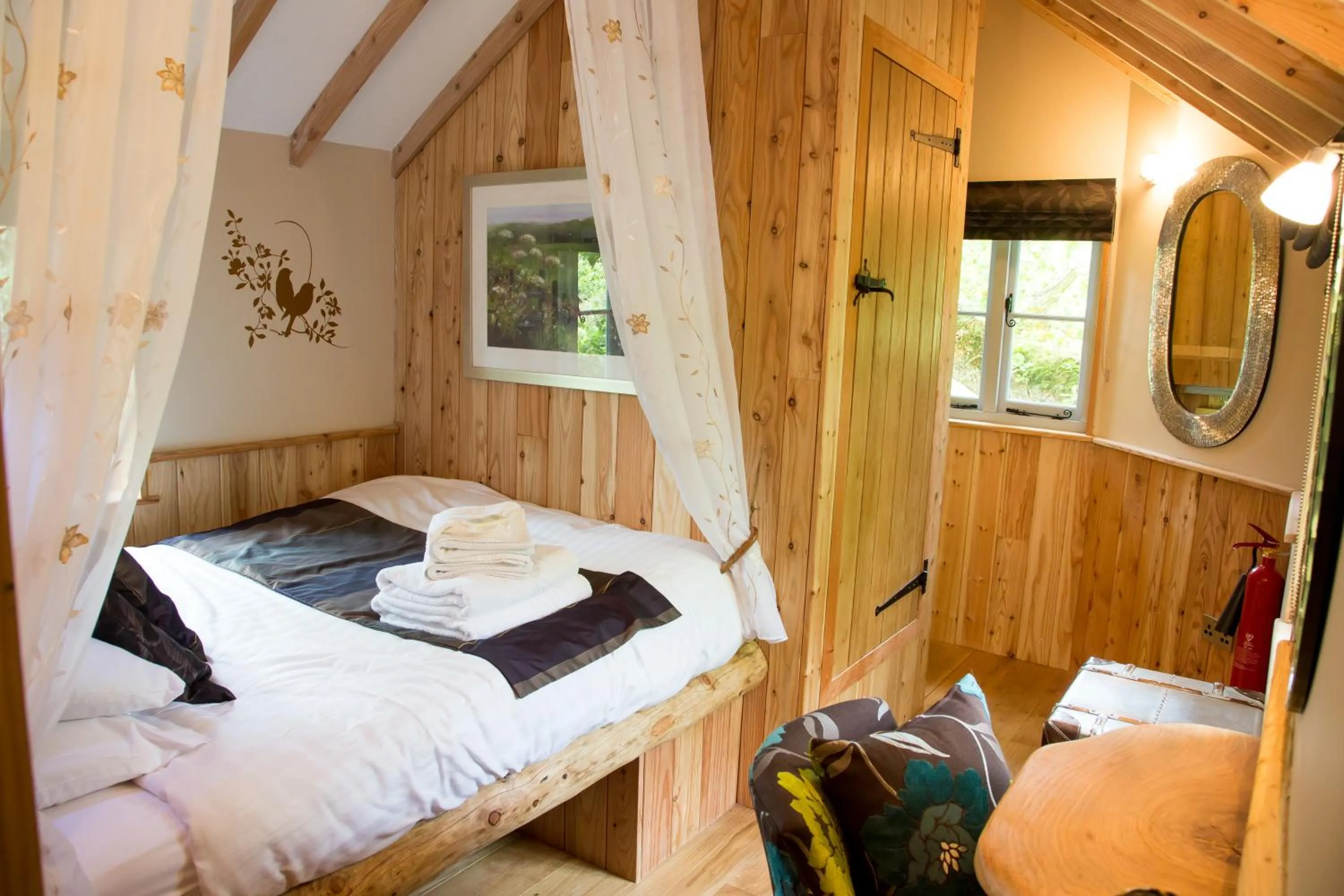 Bed in Fox & Hounds Country Hotel