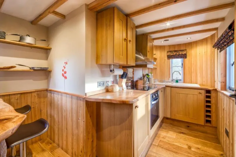 Fox & Hounds Country Hotel