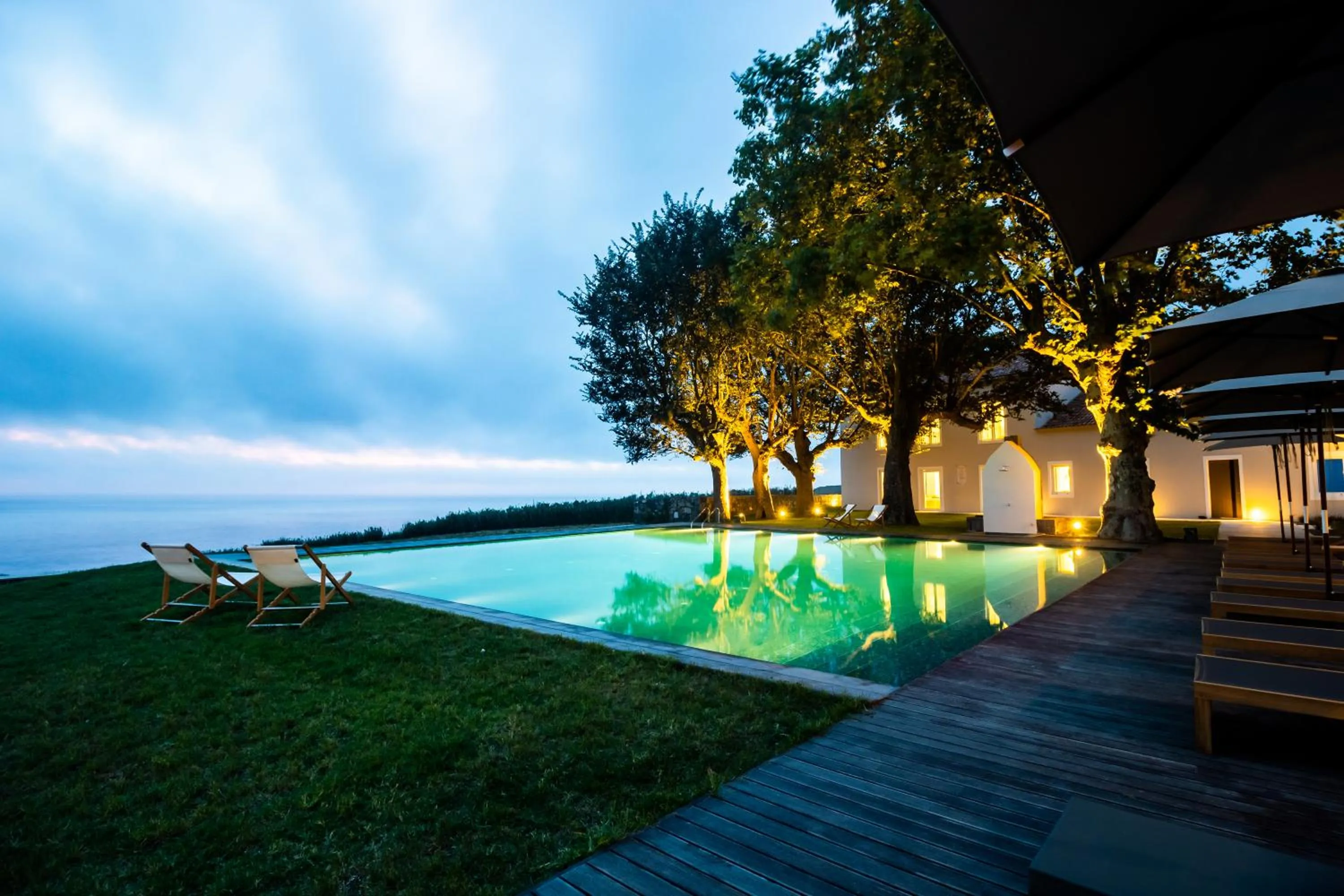 Swimming pool in SENSI Azores Nature and SPA