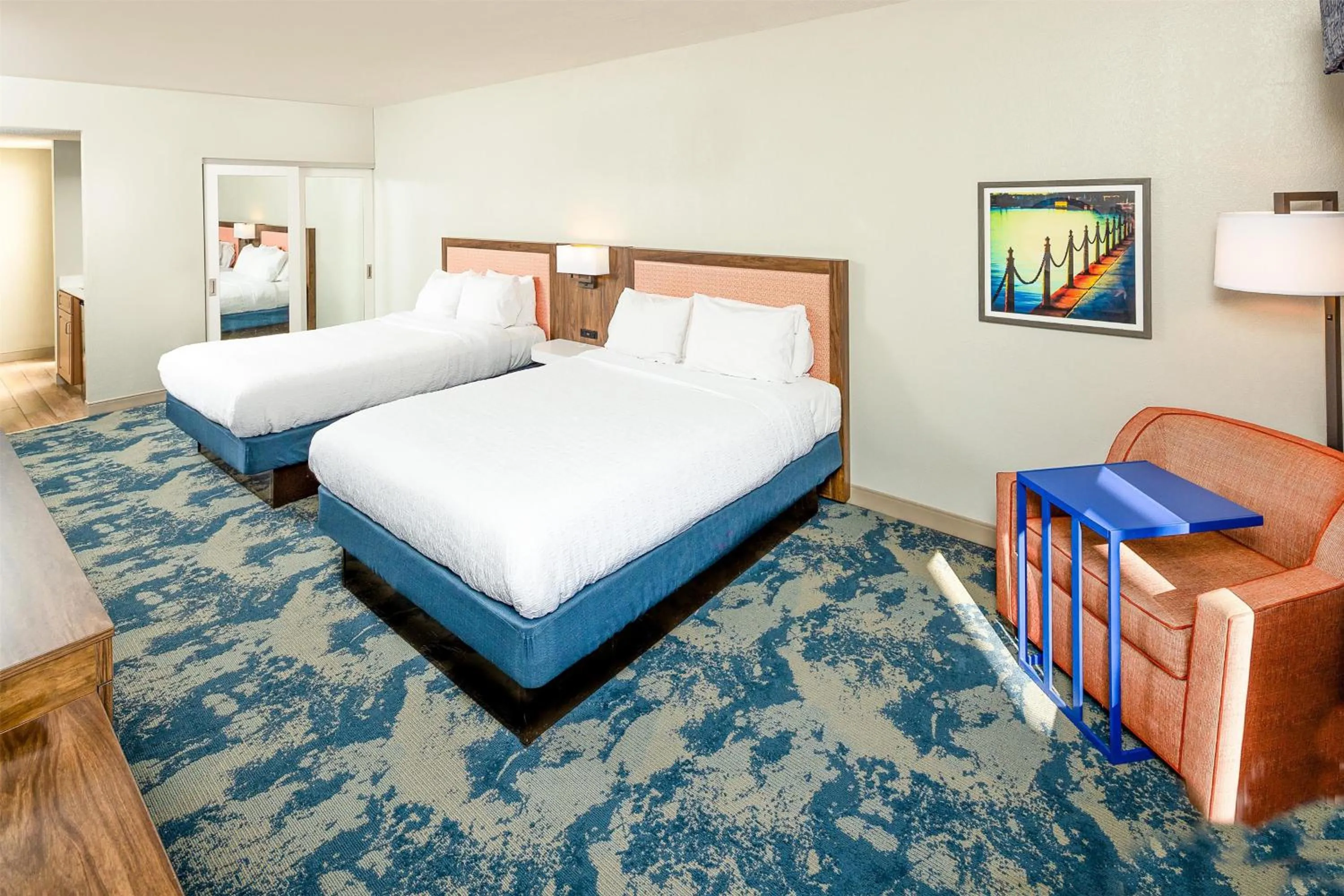 Bed in Hampton Inn & Suites St. Augustine-Vilano Beach