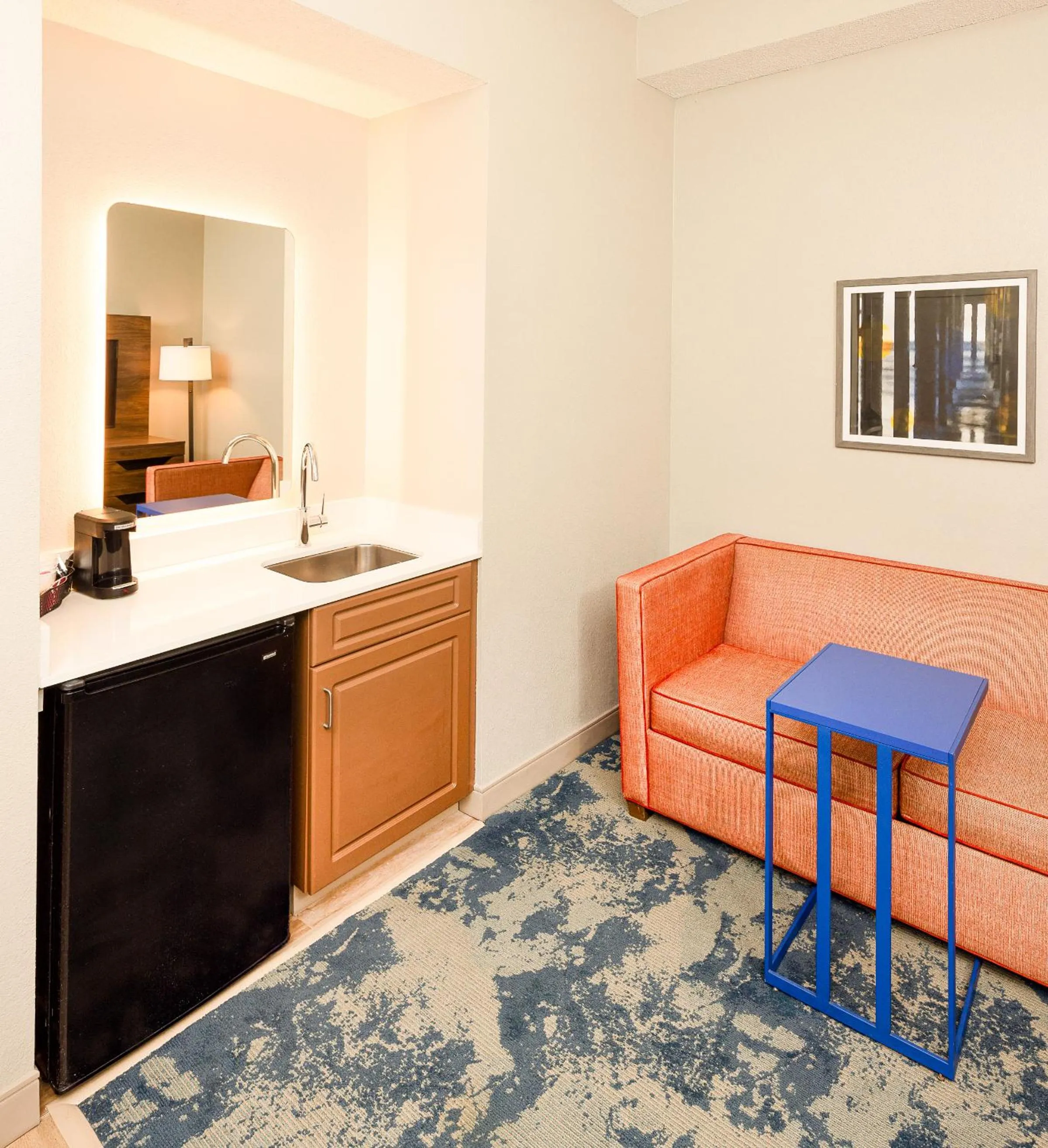 Seating area in Hampton Inn & Suites St. Augustine-Vilano Beach