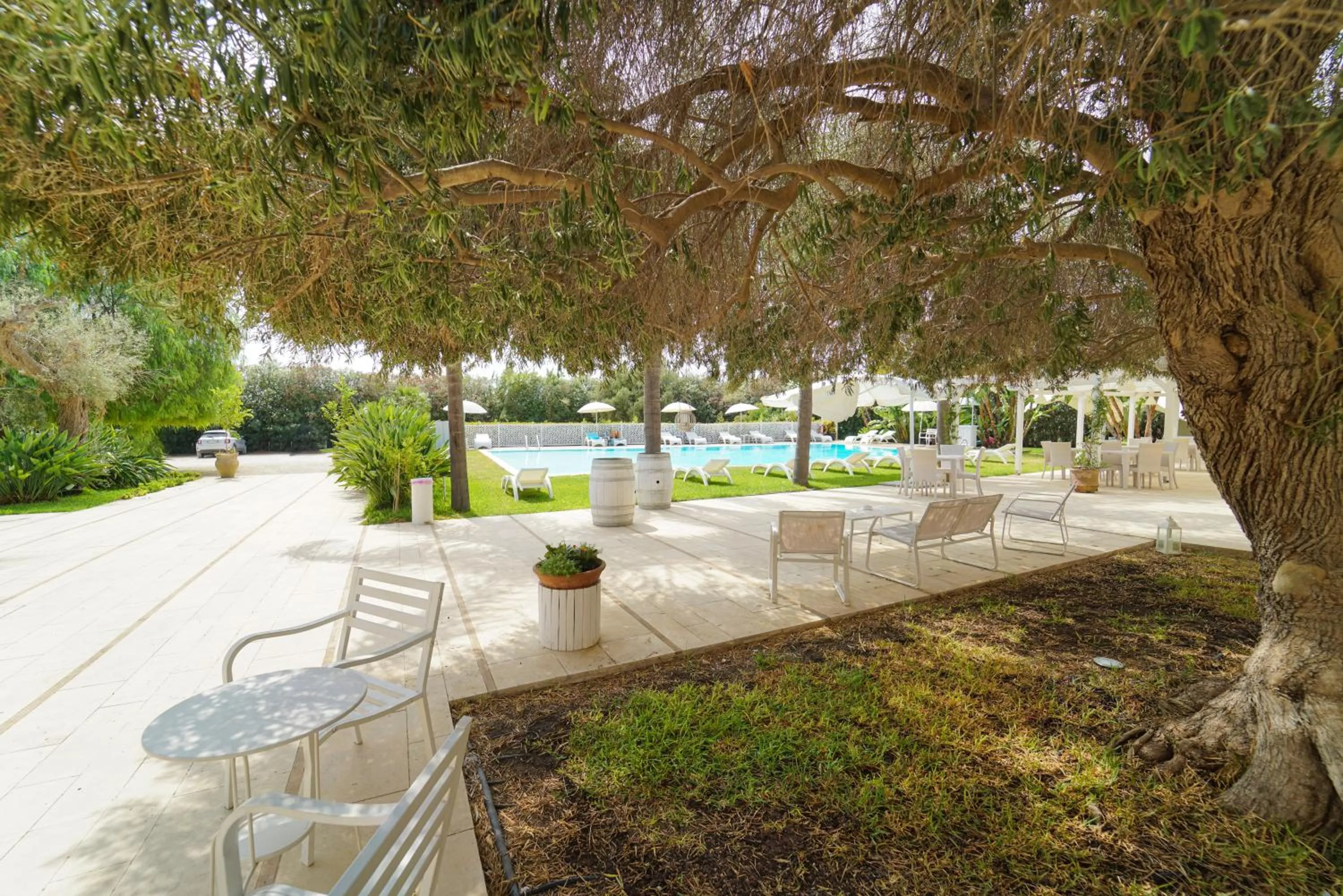 Swimming pool in Life Hotels Kalaonda Resort