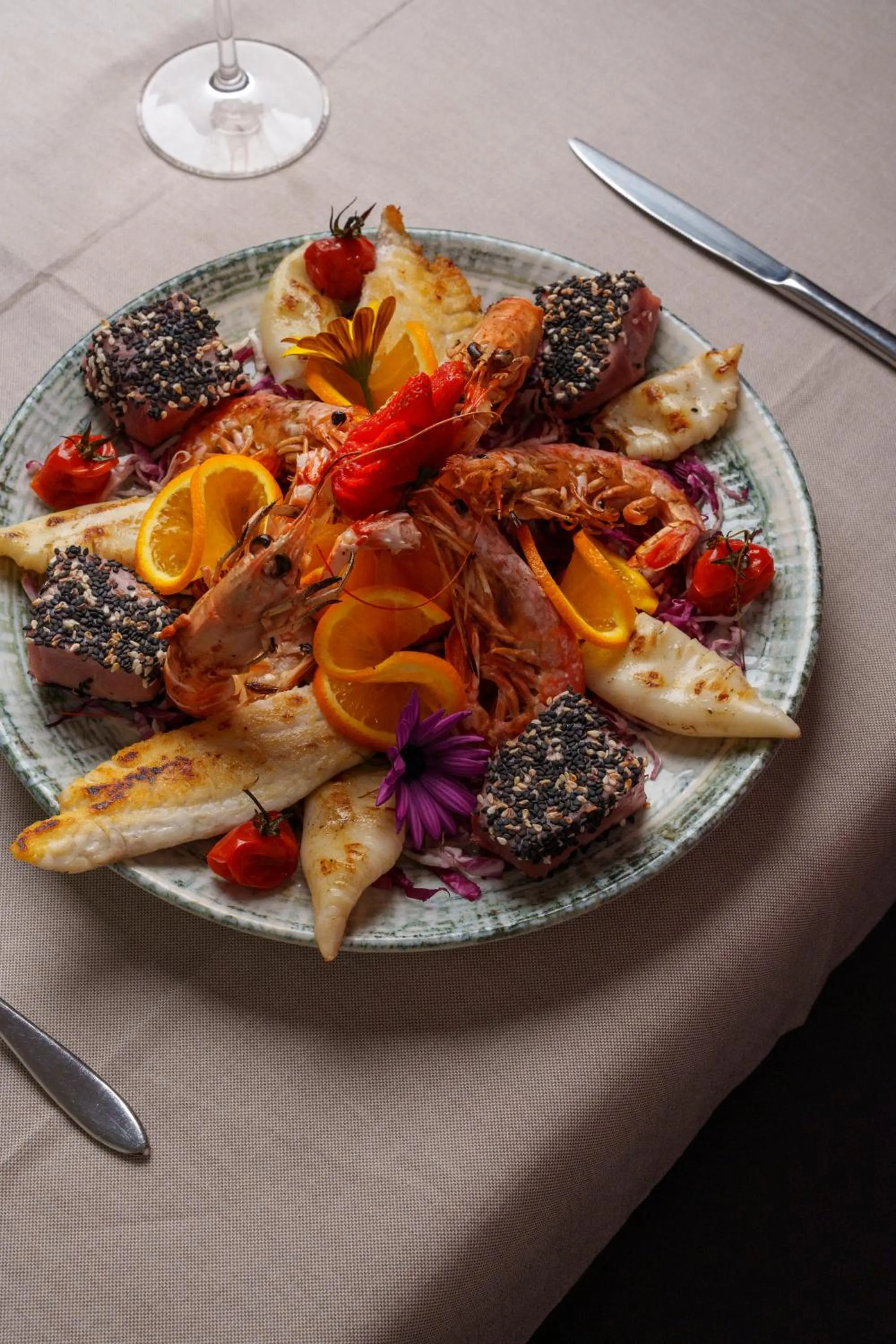 Restaurant/places to eat in Vada Village