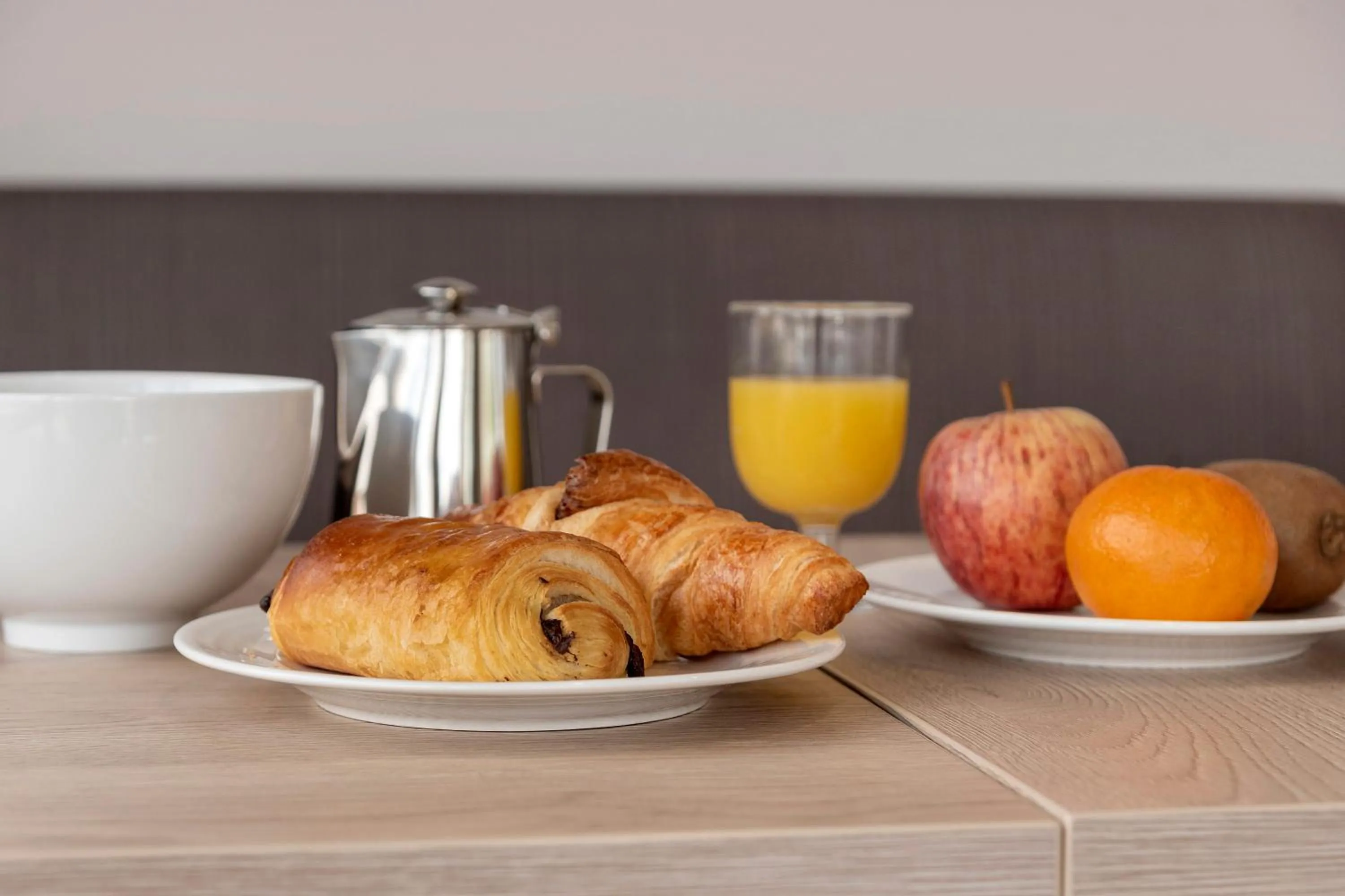 Breakfast in Ace Hôtel Paris Sud Villabe