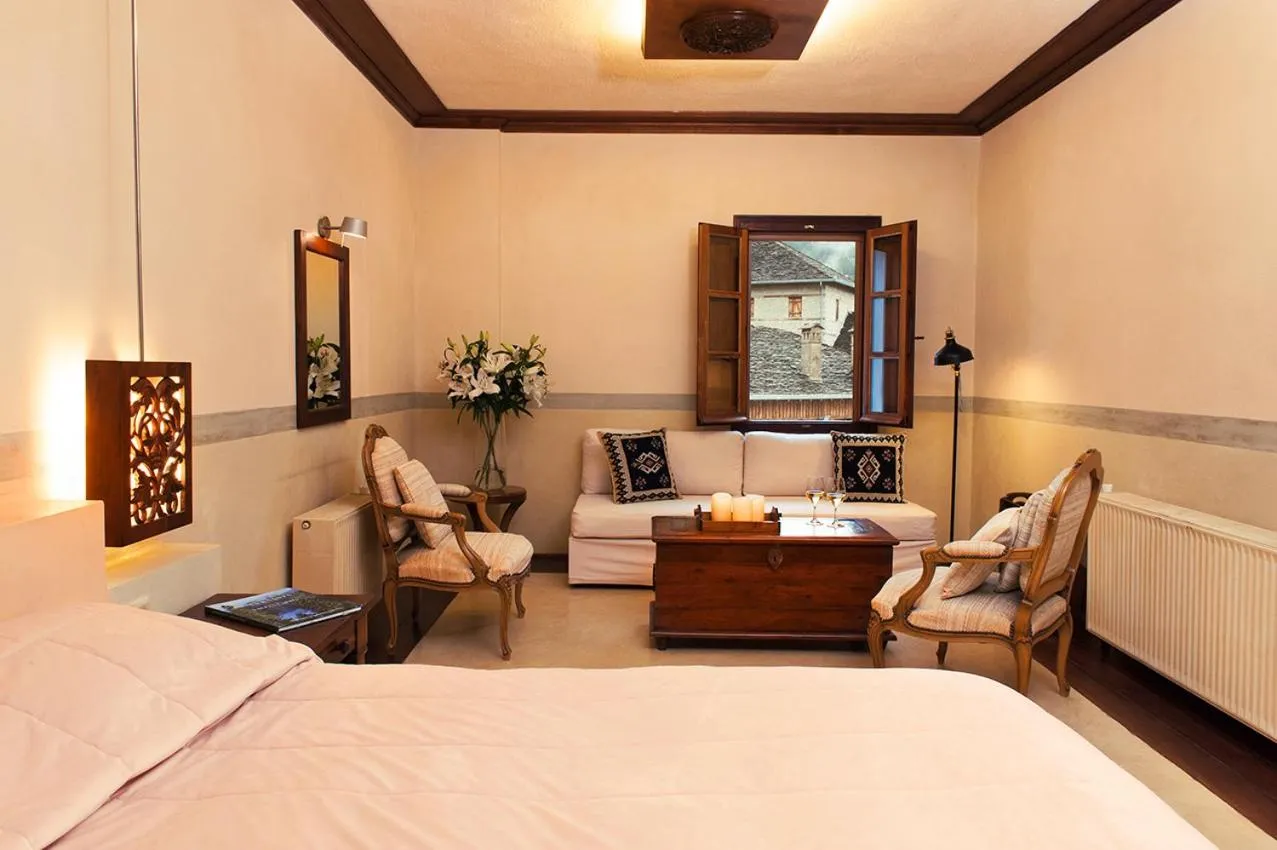 Bed in Katogi Averoff Hotel & Winery