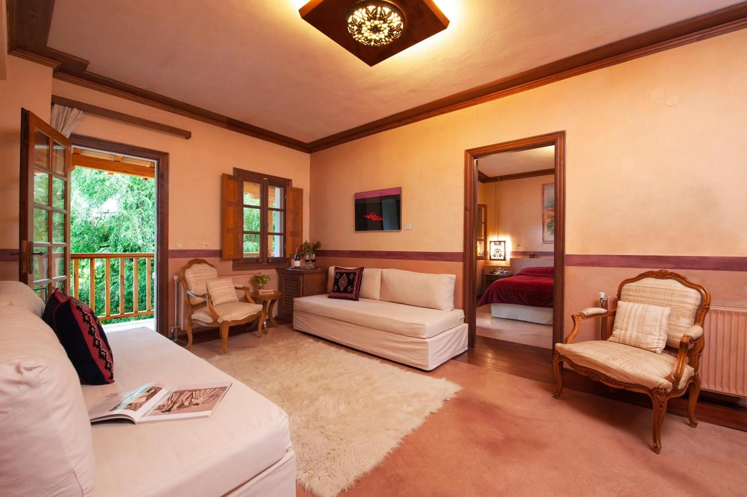 Bed in Katogi Averoff Hotel & Winery