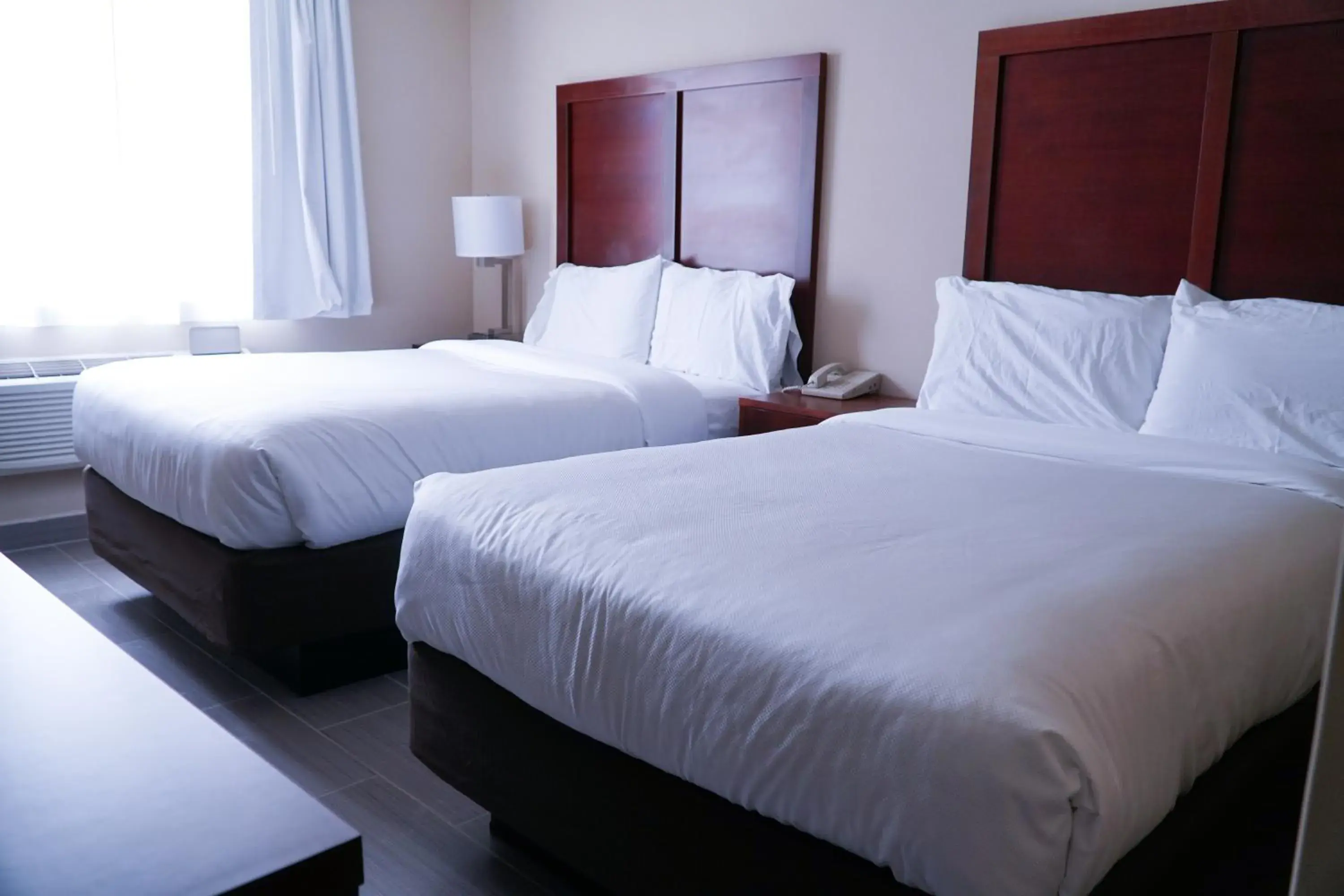 Deluxe Quadruple Room in Hotel Mint JFK Airport Deluxe Quadruple Room in Hotel Mint JFK Airport