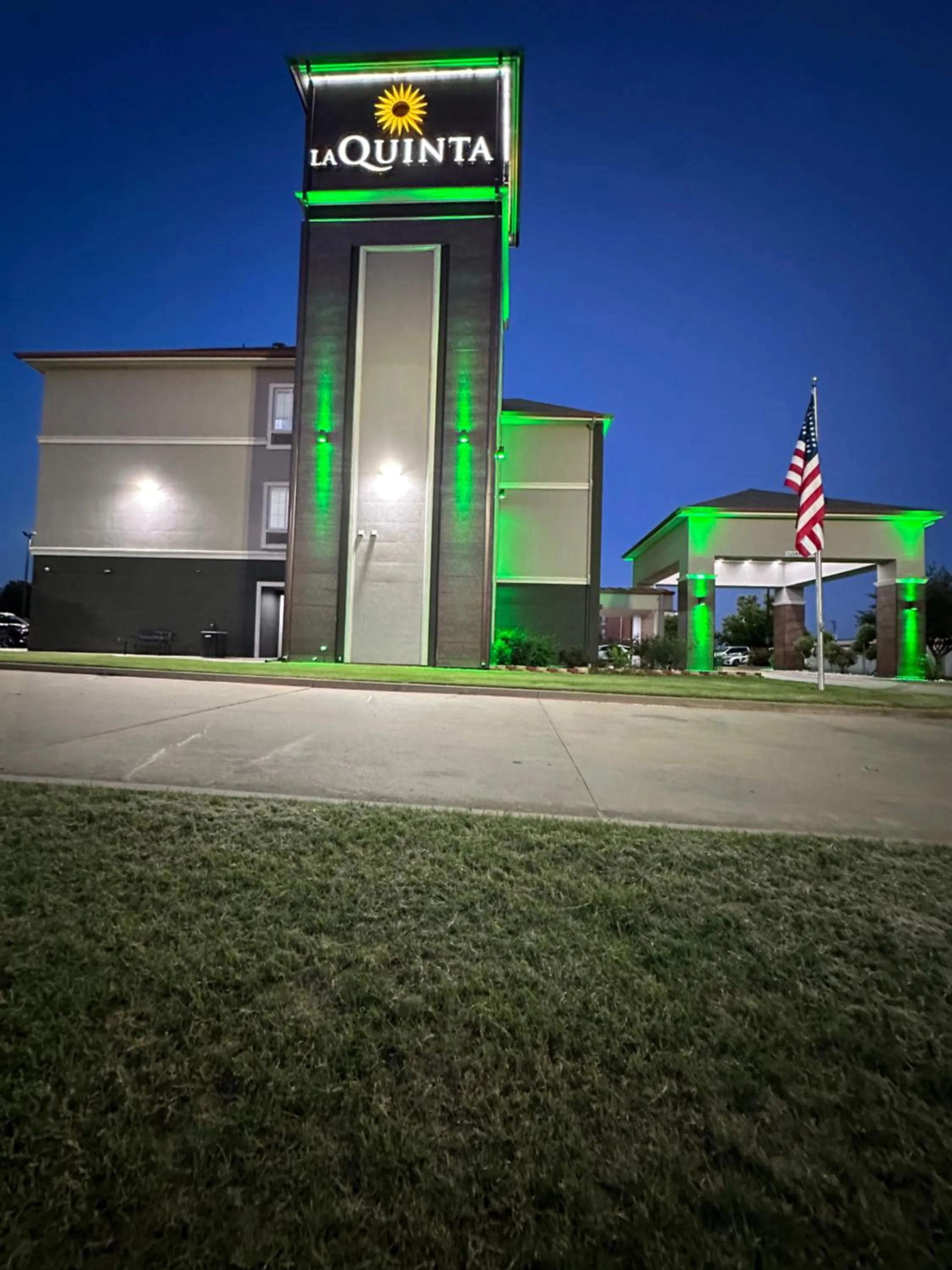 La Quinta by Wyndham Sulphur Springs