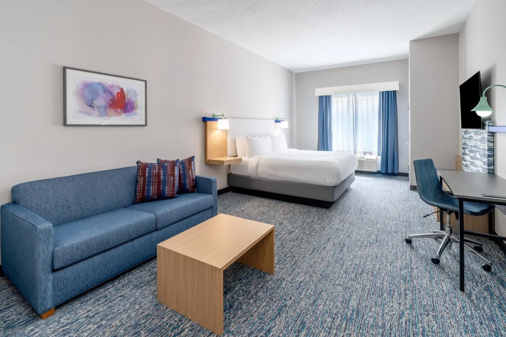 Photo of the whole room, Bed in Garner Hotel Doswell Southeast by IHG