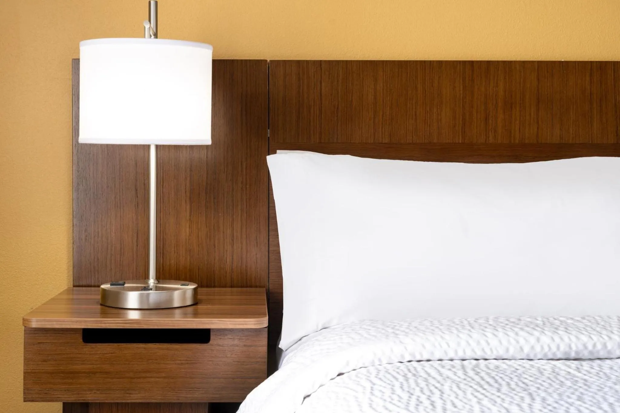 Photo of the whole room, Bed in Garner Hotel Doswell Southeast by IHG