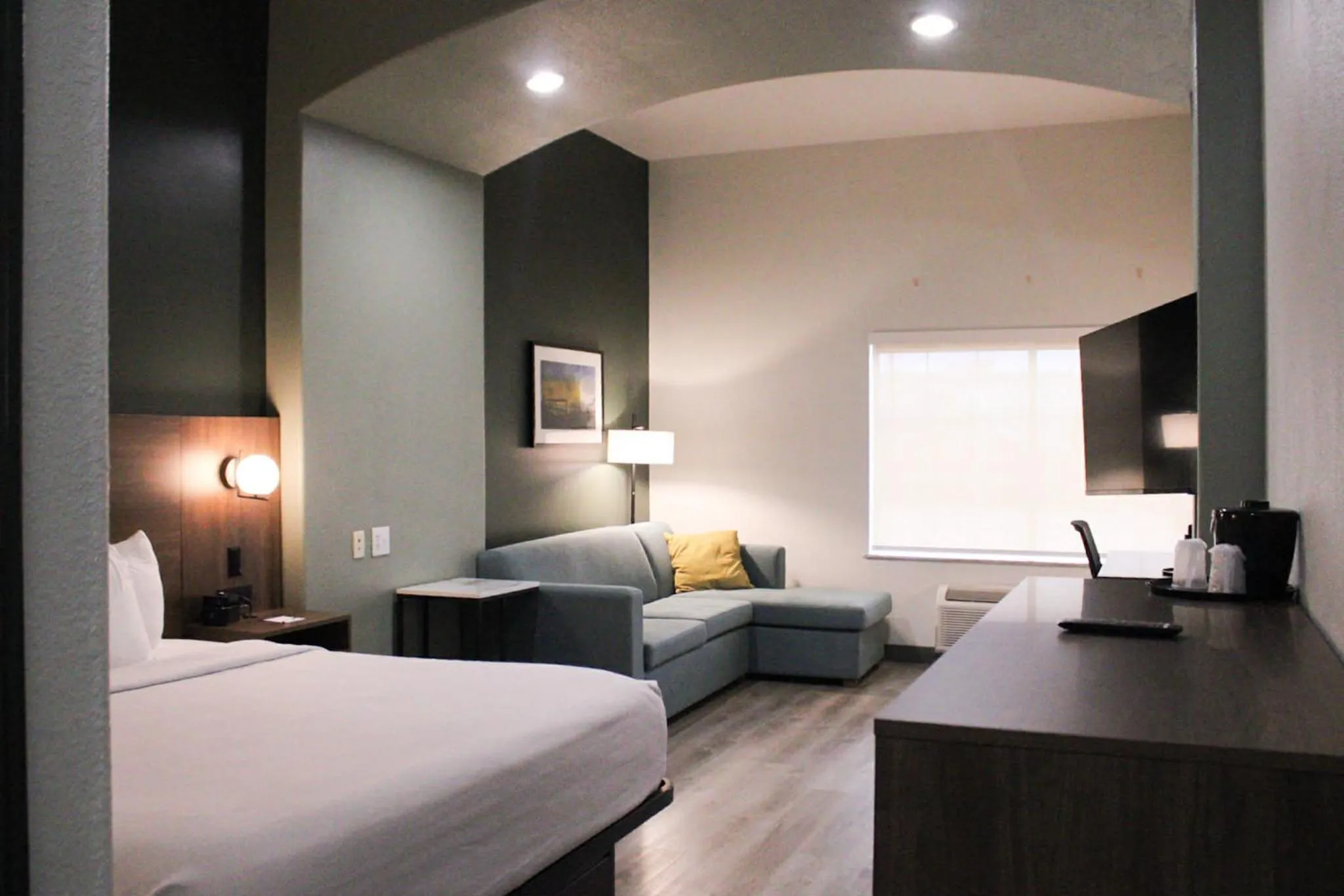 Bed in La Quinta by Wyndham Lumberton