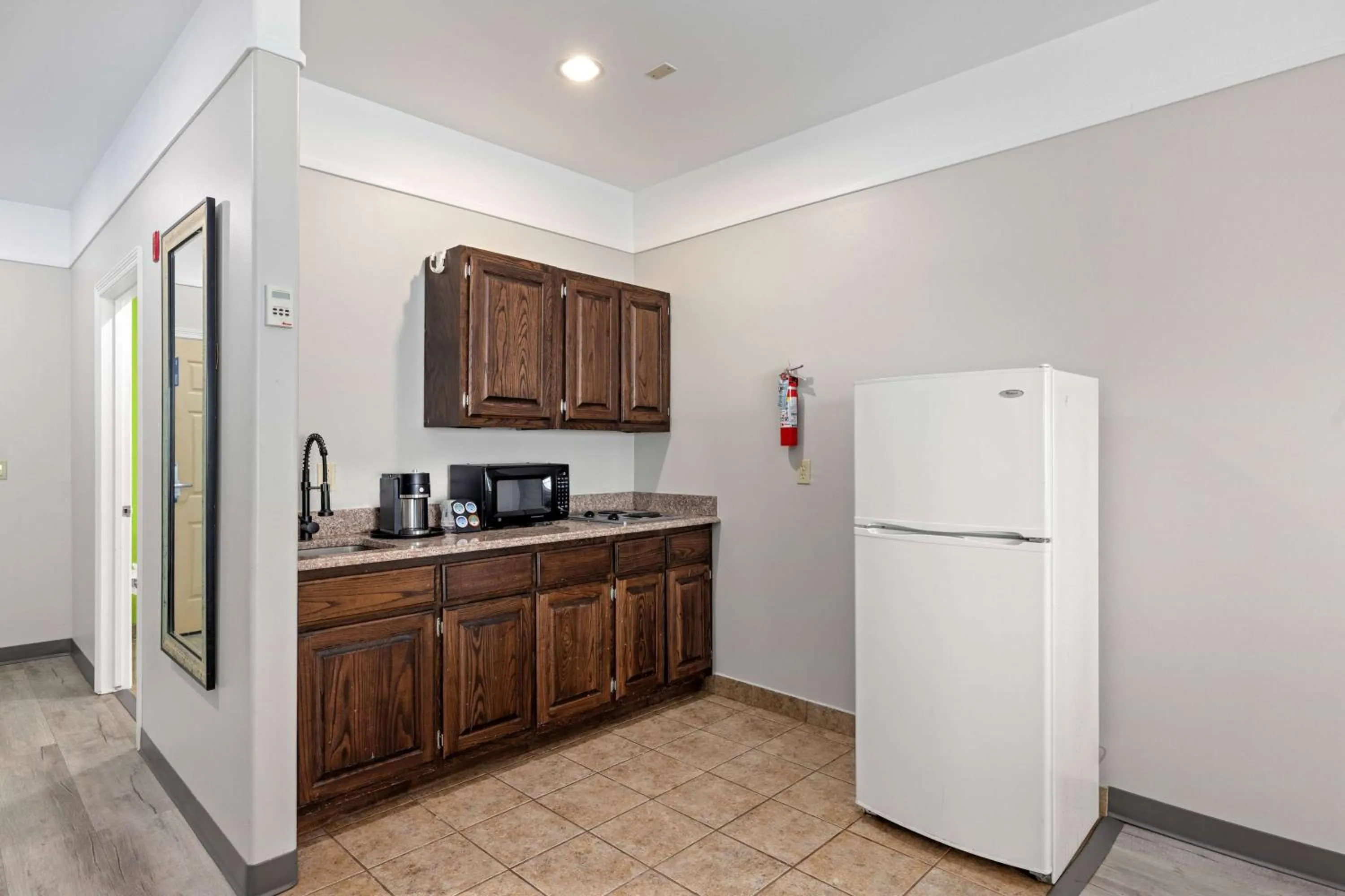 Photo of the whole room in La Quinta Inn Suites by Wyndham Raymondville Harlingen