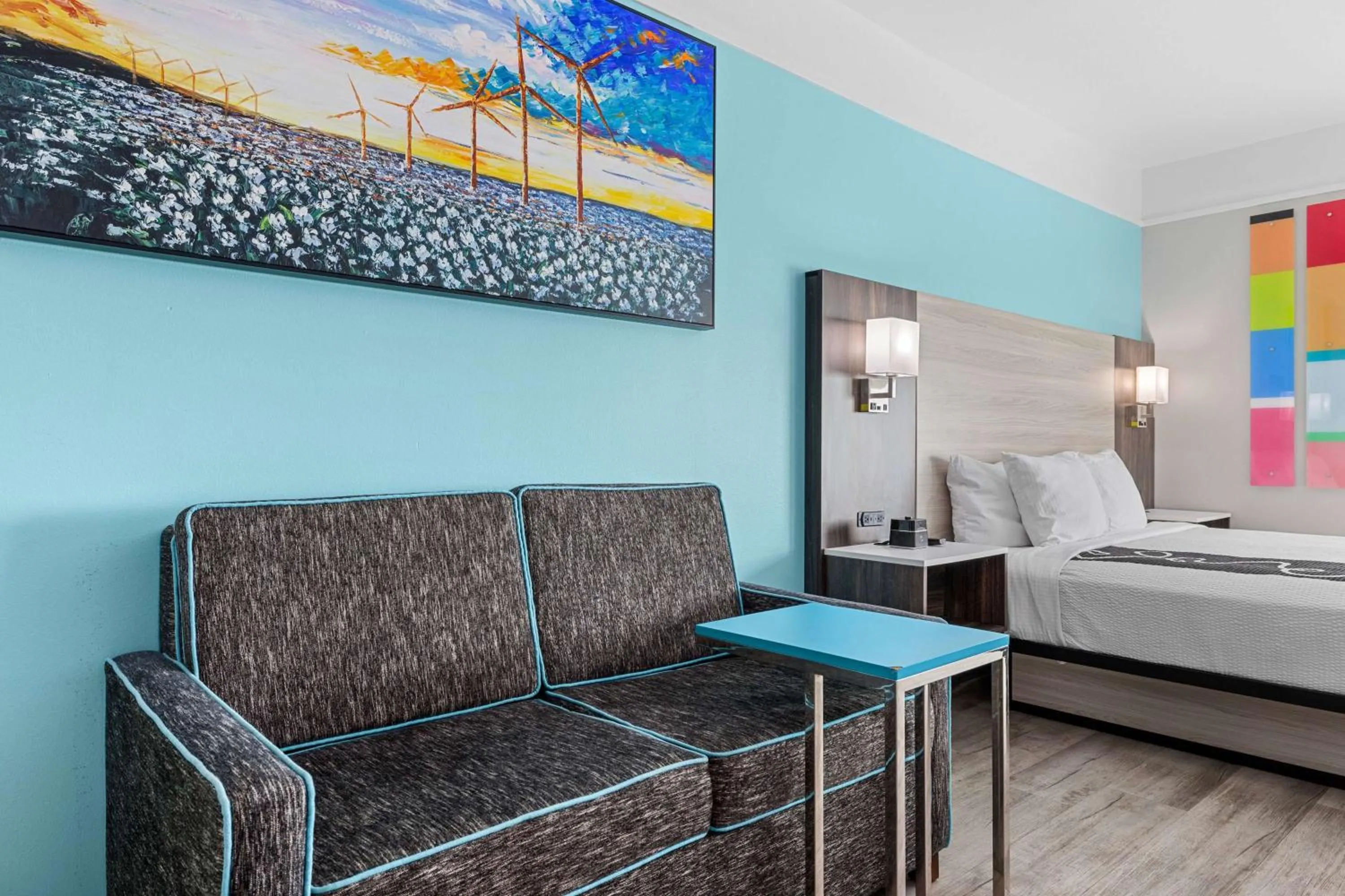 Photo of the whole room in La Quinta Inn Suites by Wyndham Raymondville Harlingen