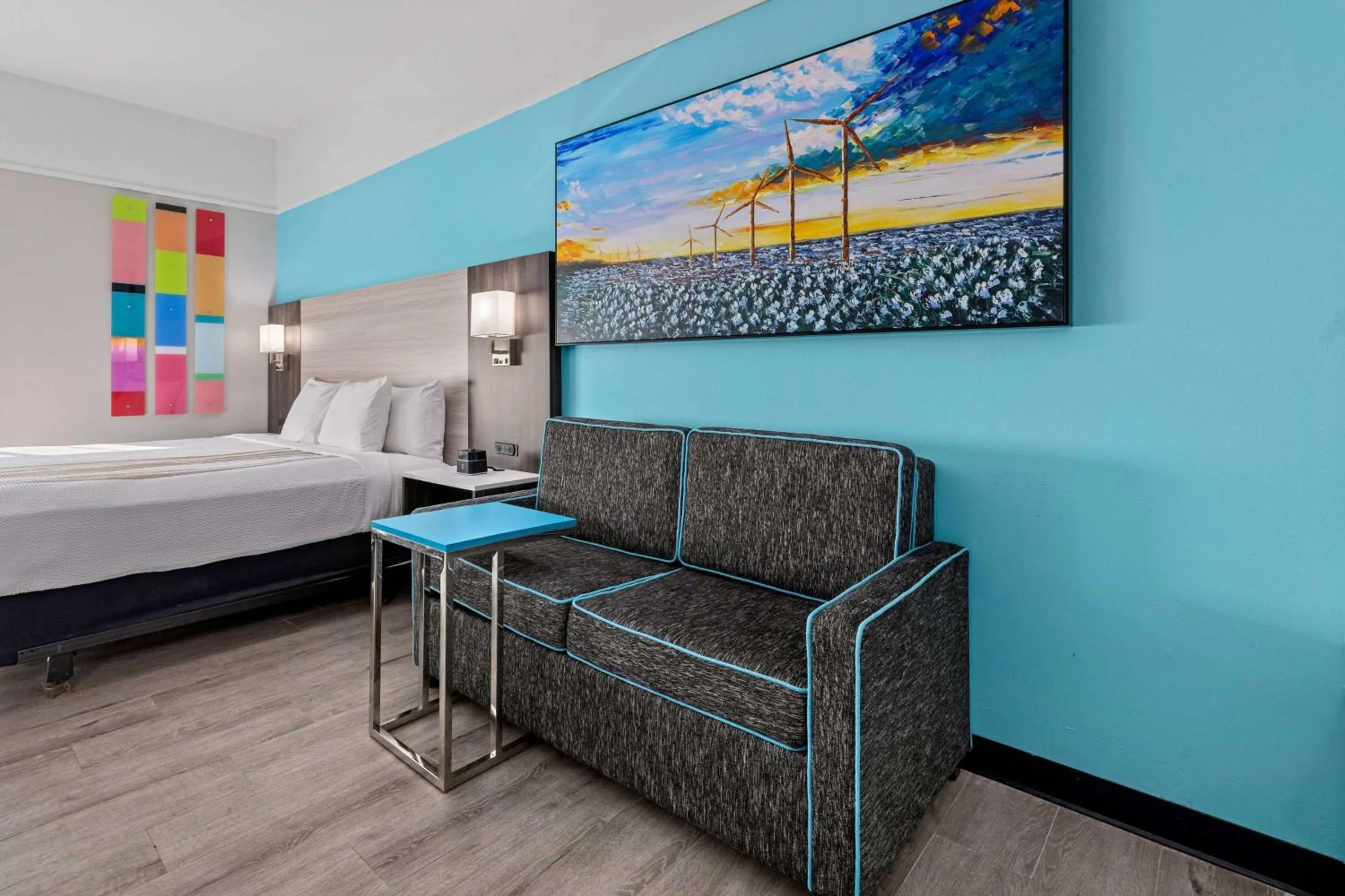 Photo of the whole room in La Quinta Inn Suites by Wyndham Raymondville Harlingen