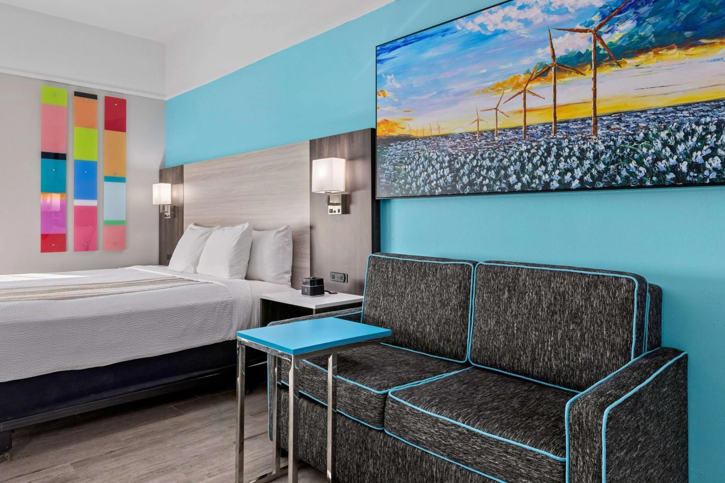 Photo of the whole room in La Quinta Inn Suites by Wyndham Raymondville Harlingen