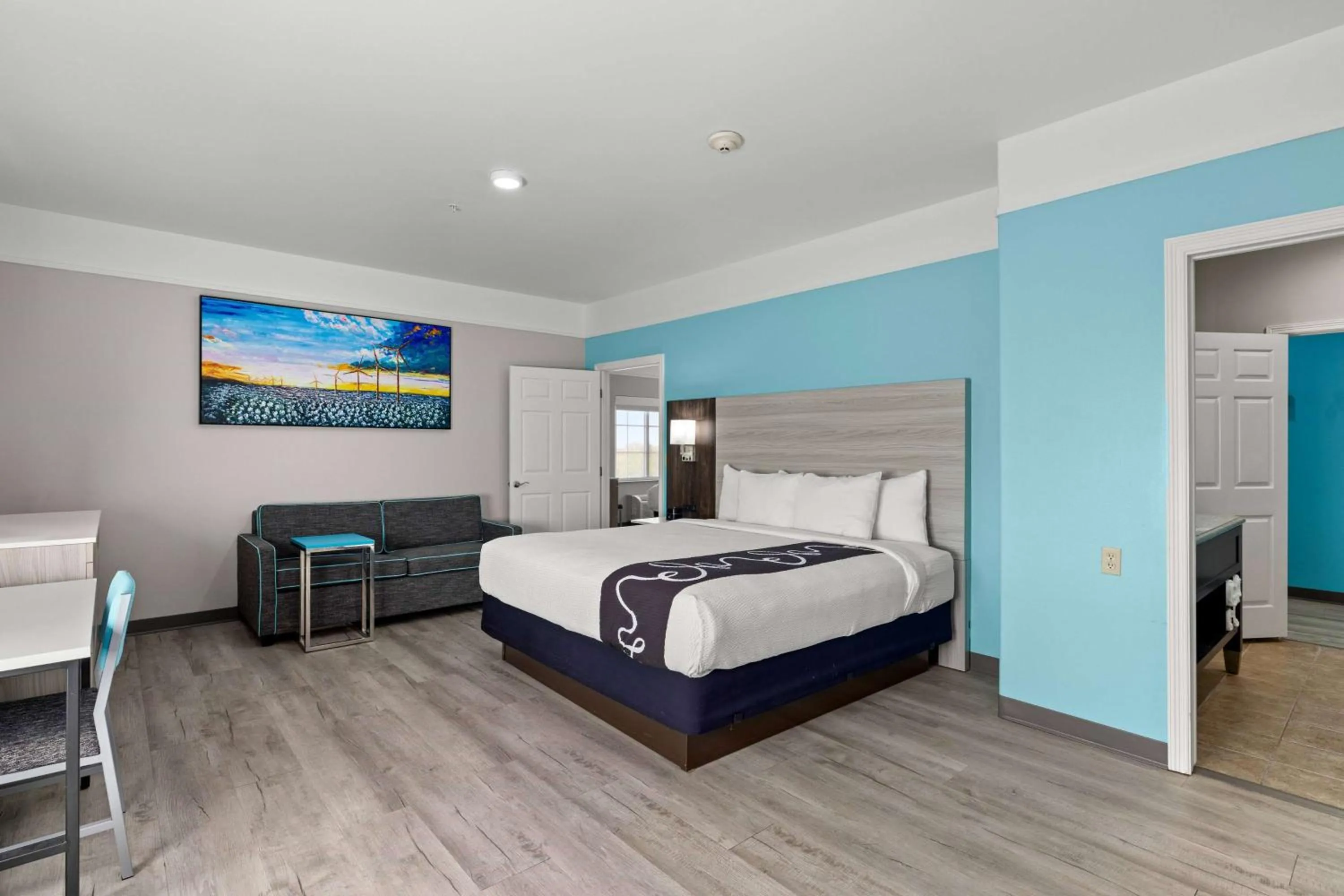 Photo of the whole room in La Quinta Inn Suites by Wyndham Raymondville Harlingen