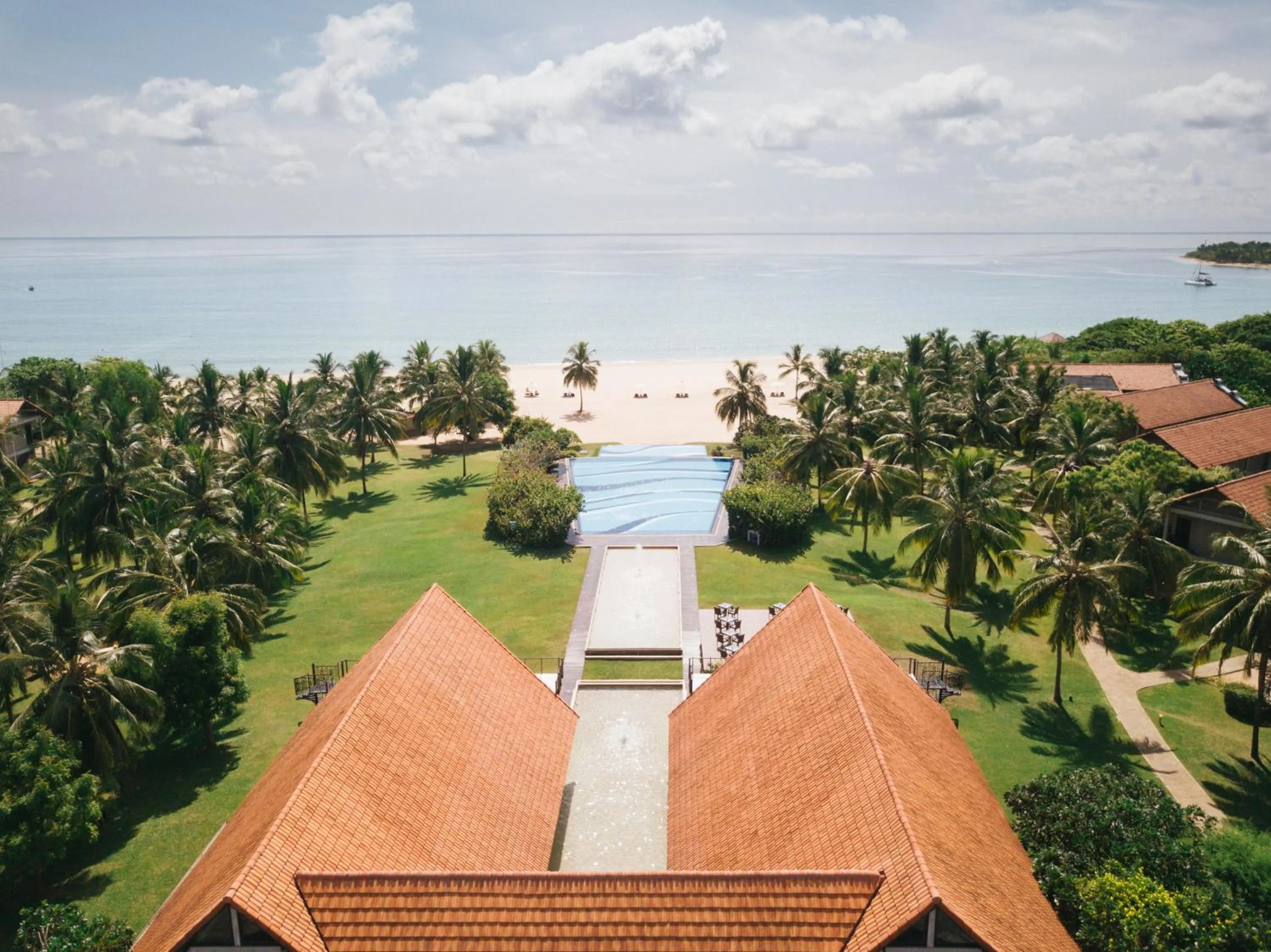 Property building in Uga Bay - Pasikuda
