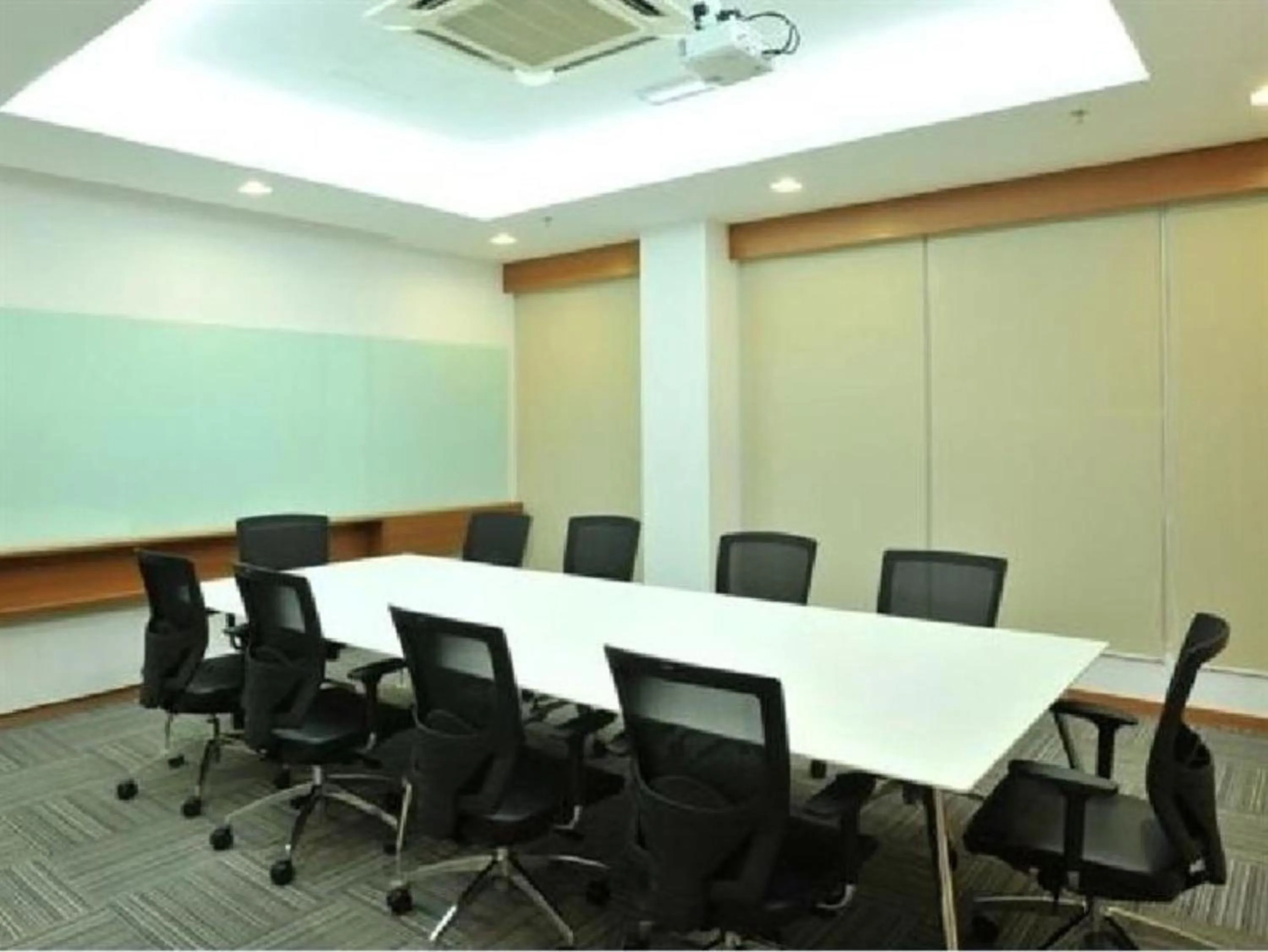 Meeting/conference room in Hotel Primera Suite Cyberjaya