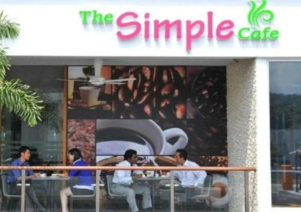 Restaurant/places to eat in Hotel Primera Suite Cyberjaya