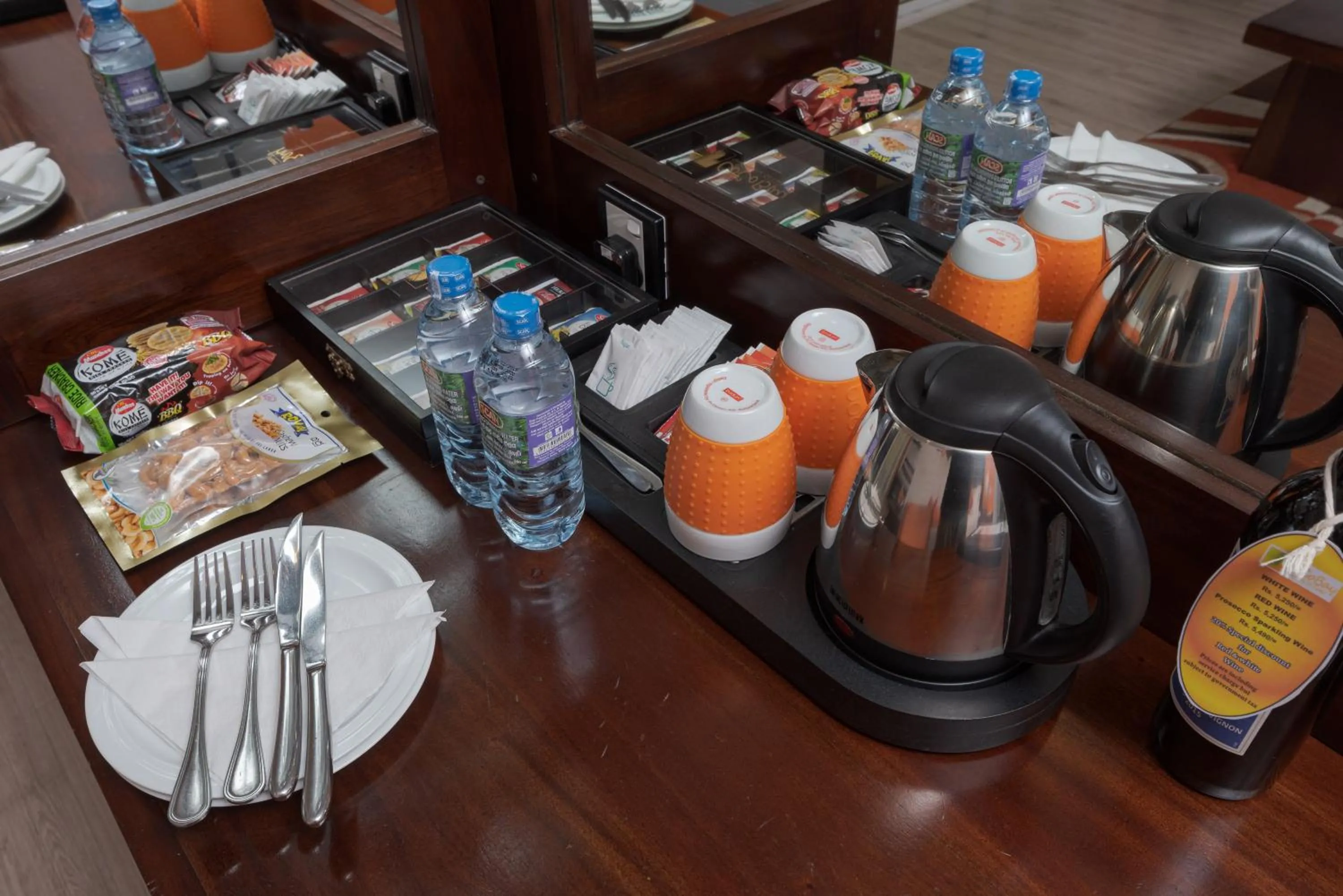 Coffee/tea facilities in Cocobay Unawatuna