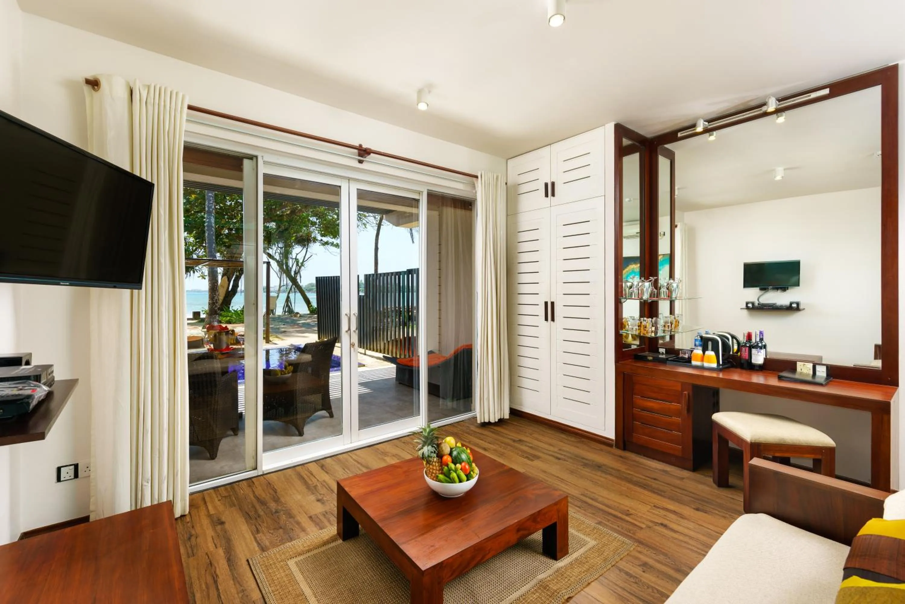 TV and multimedia in Cocobay Unawatuna