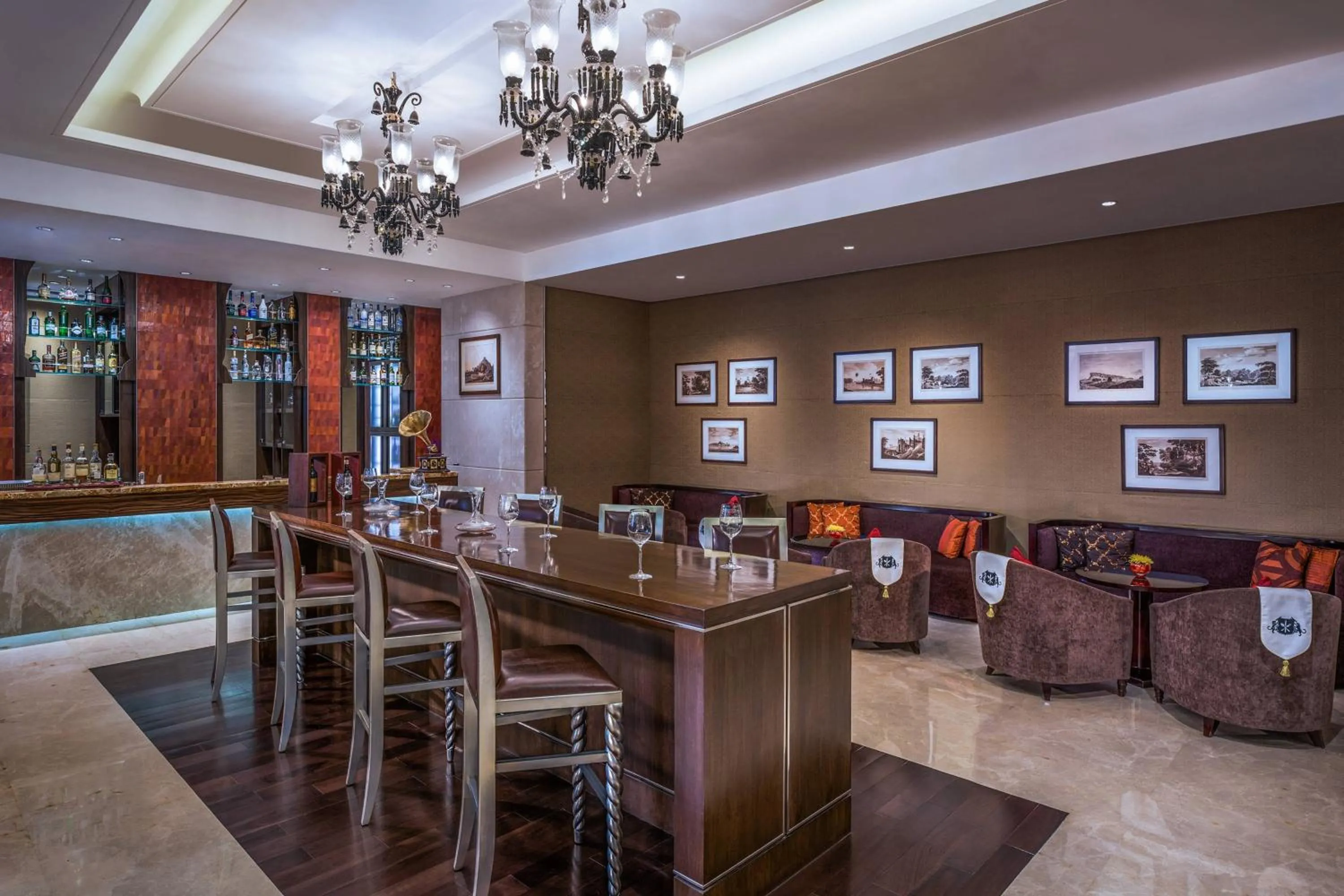 Lounge or bar in The St. Regis Mumbai
