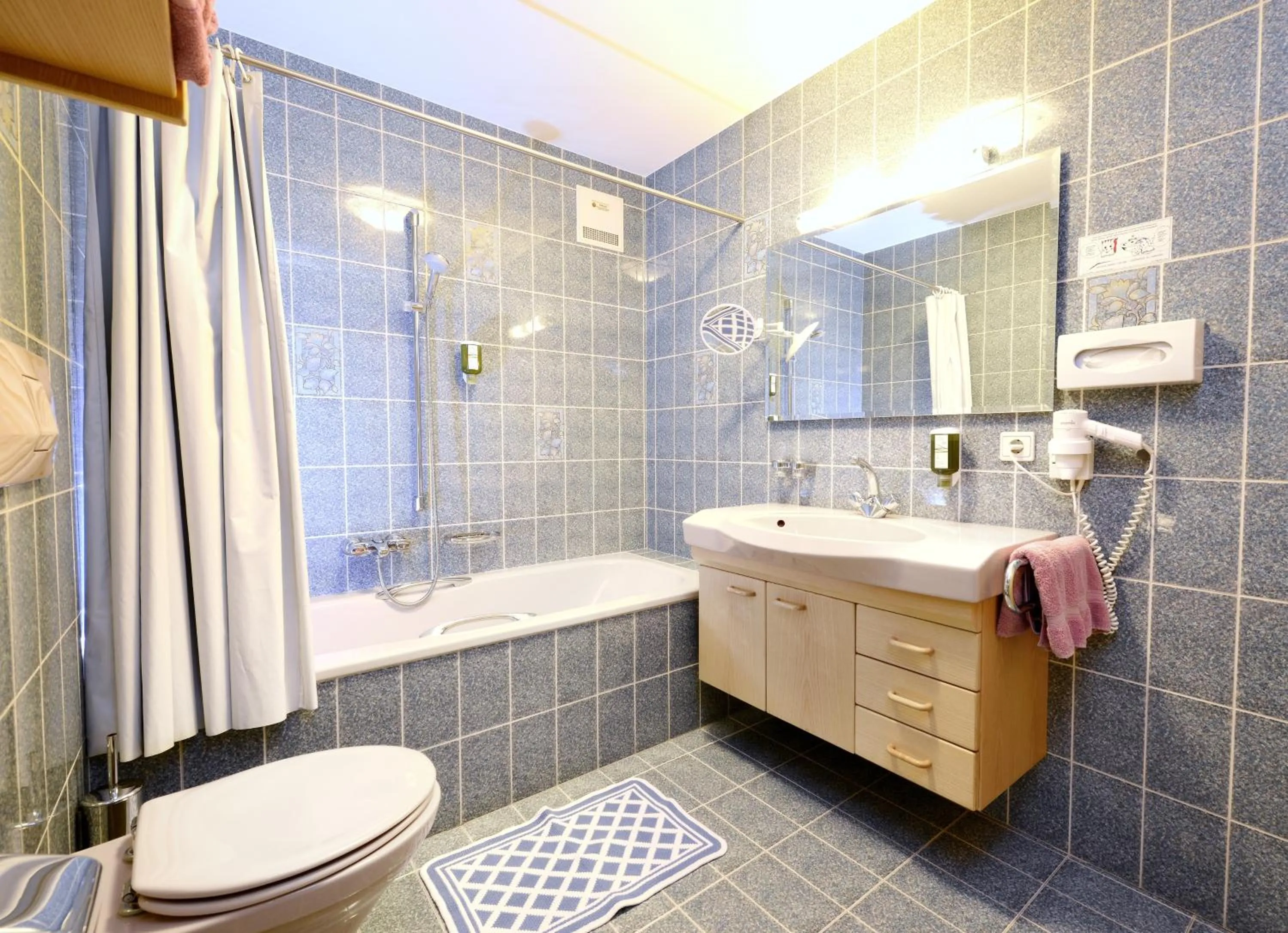 Photo of the whole room in Residence Bacher