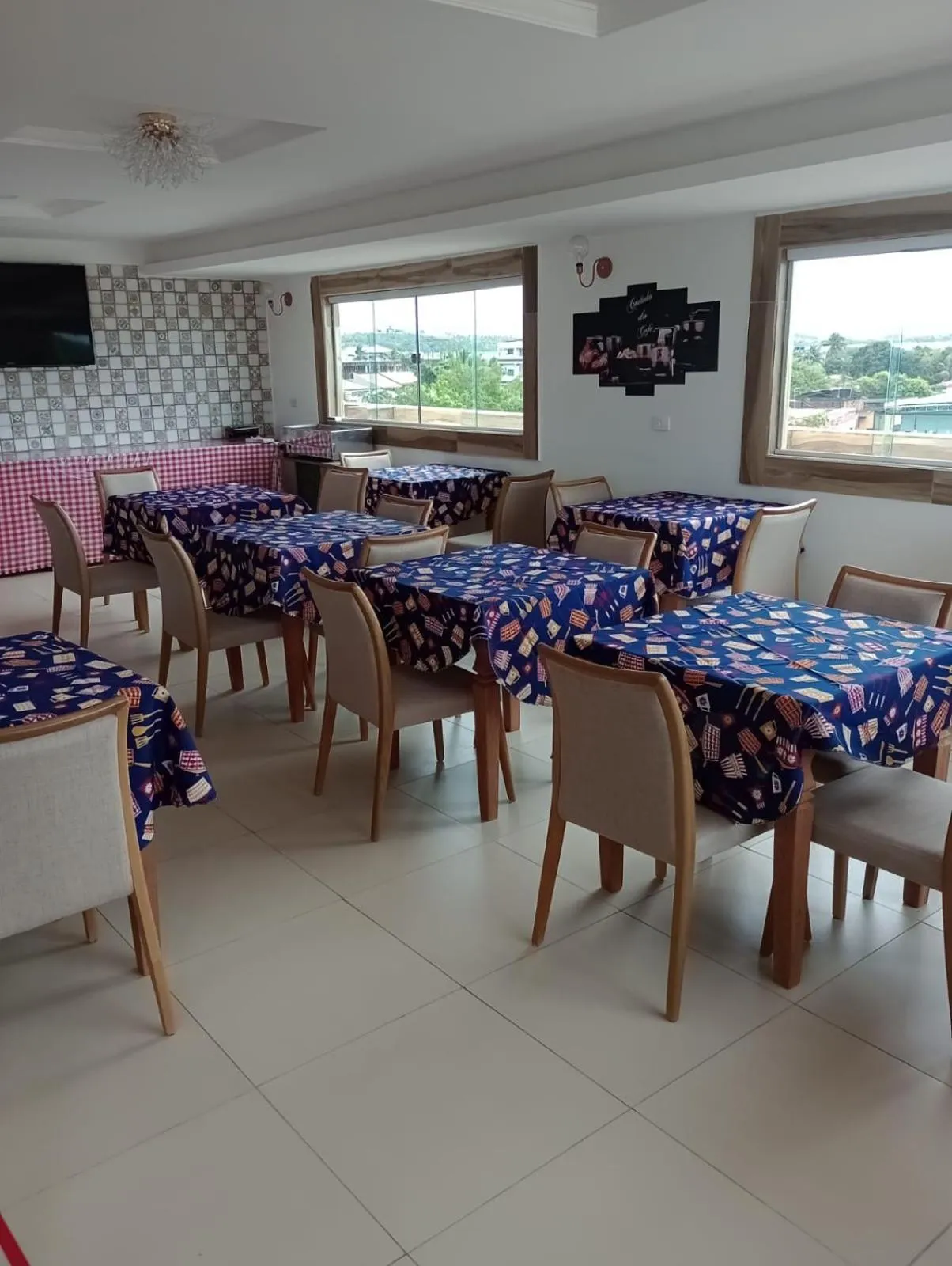 Restaurant/places to eat in Suites Porto Frevo