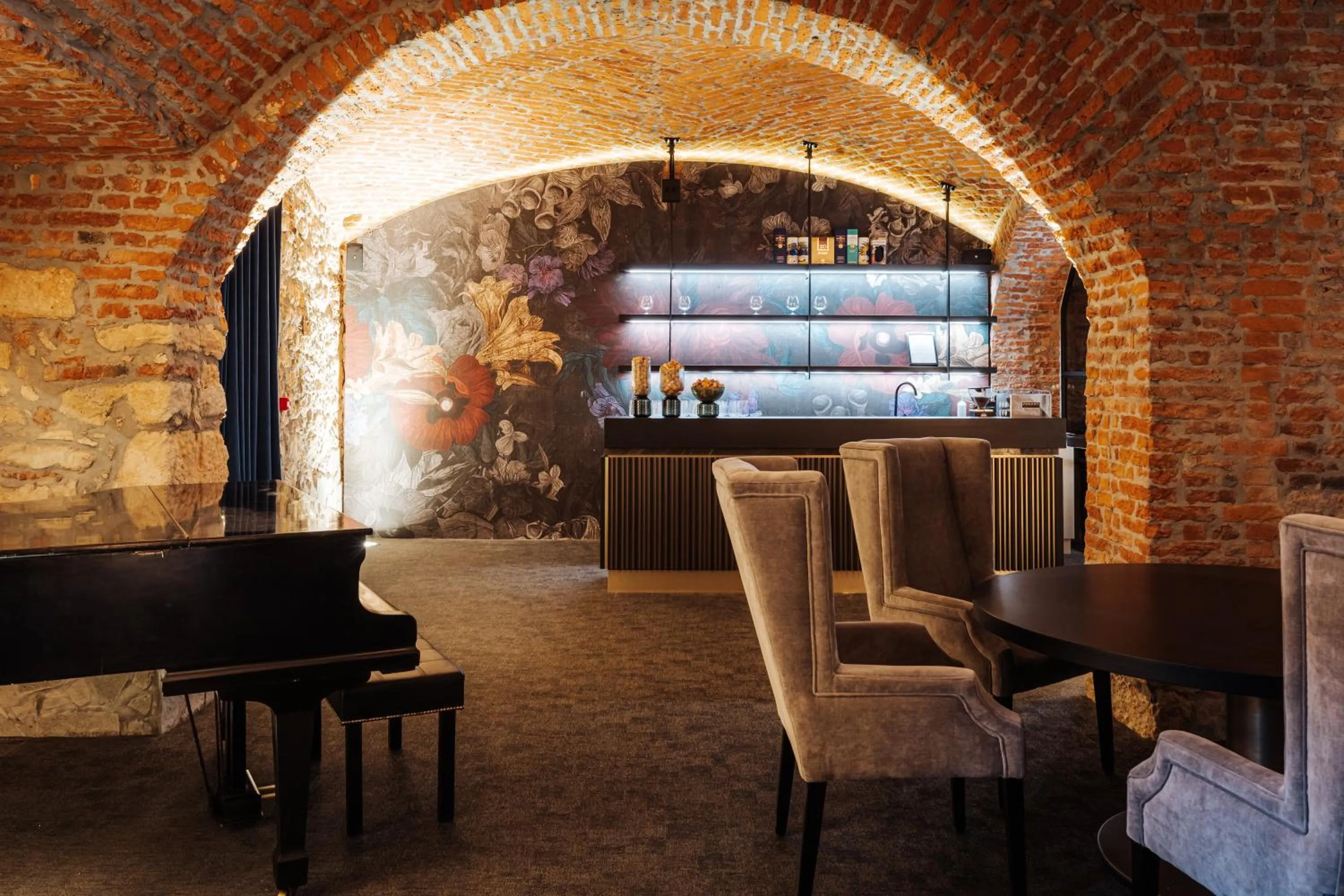 Nightclub / DJ in Hotel Slatina Superior