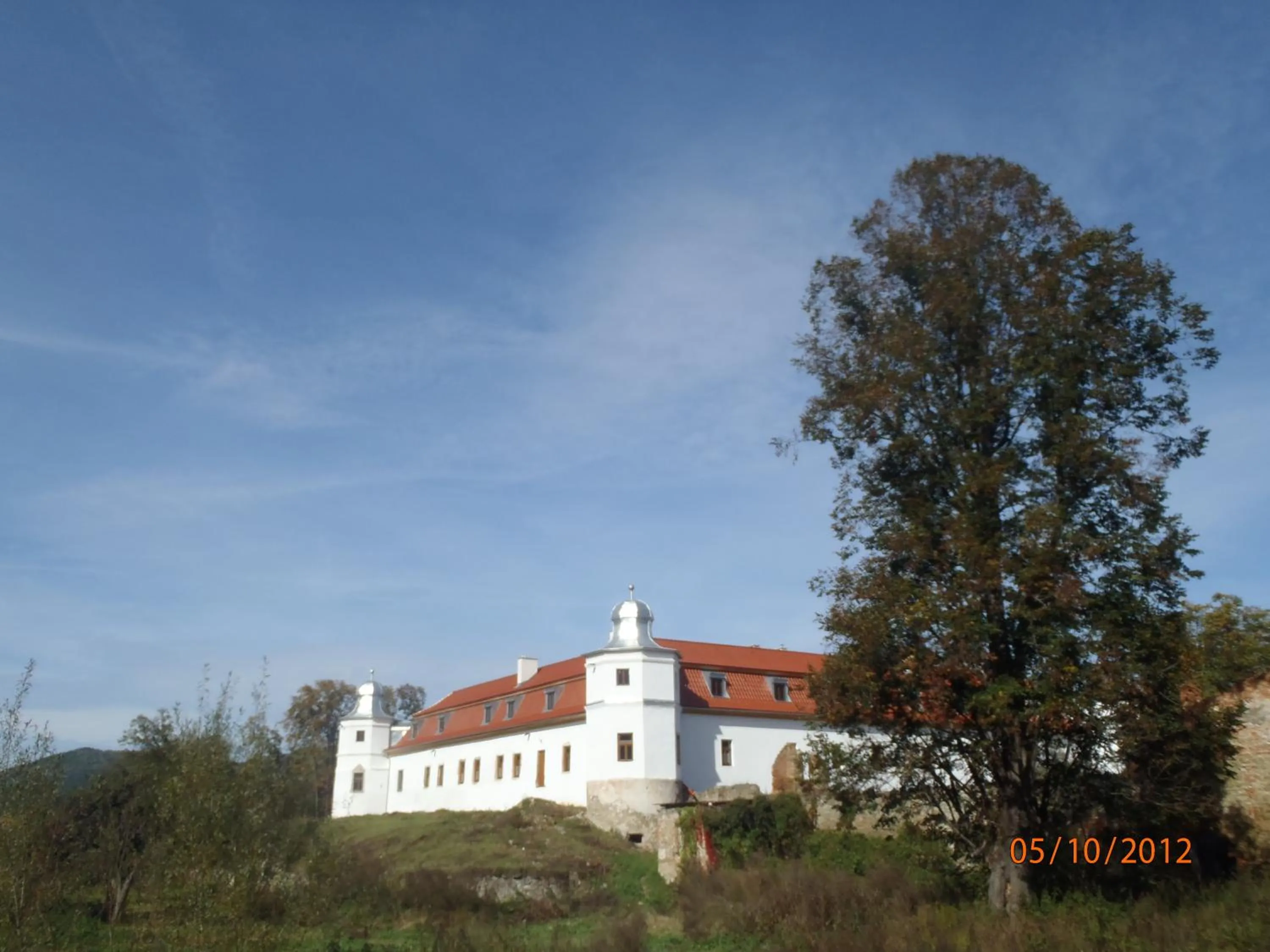 Property building in Kaštieľ Biela Dáma a Čierny Rytier