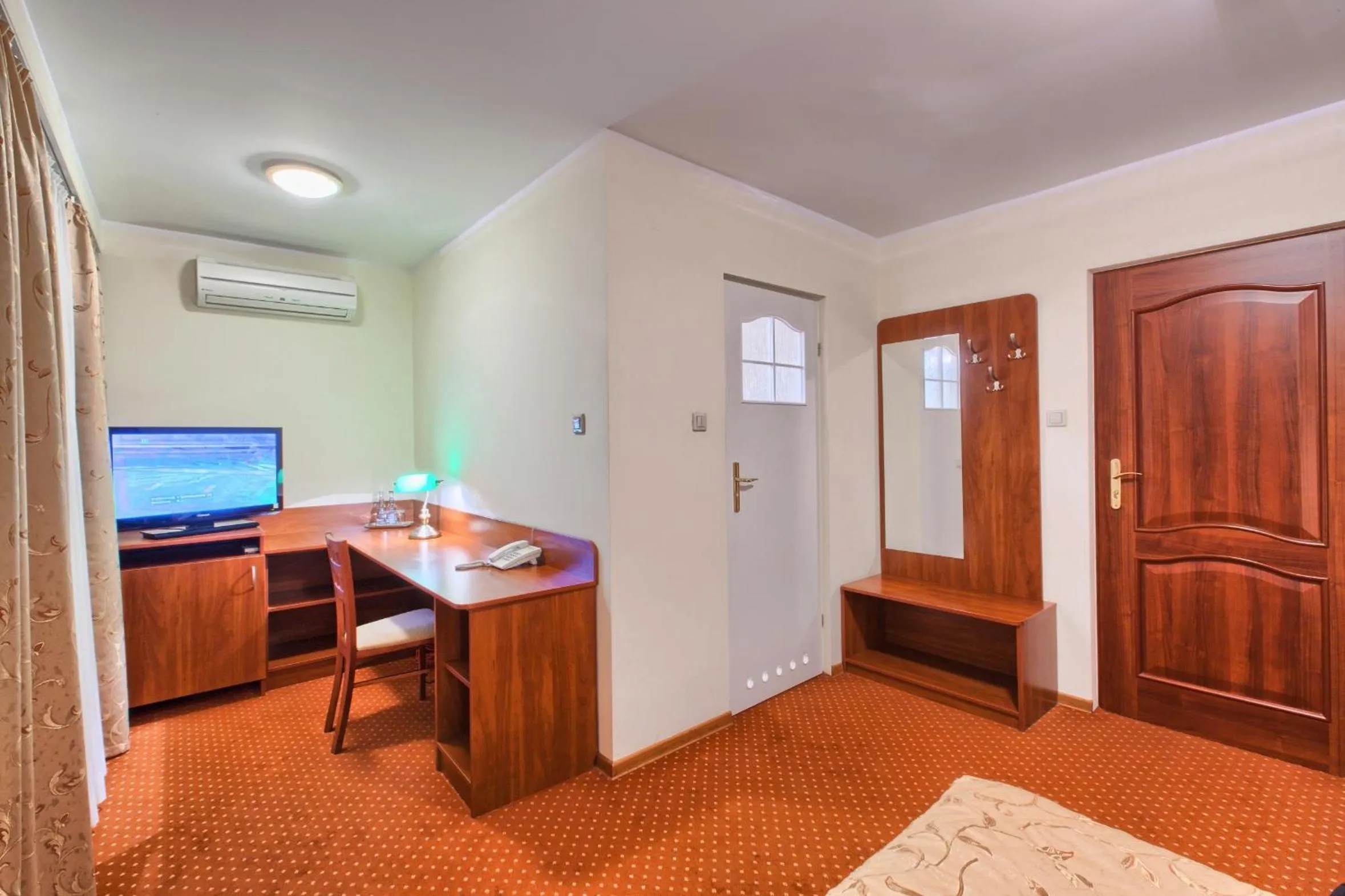 Photo of the whole room in Hotel Renesans