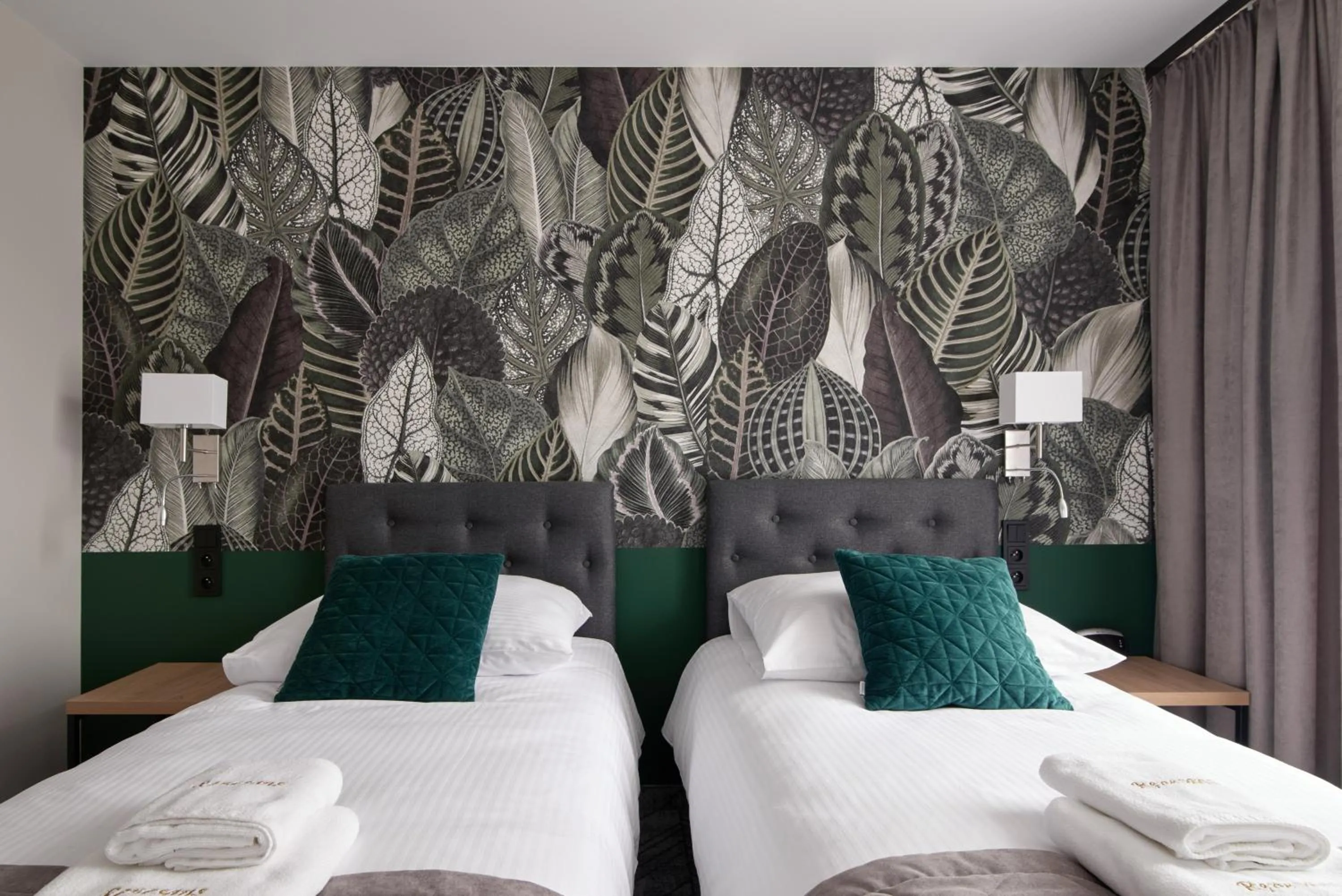 Bed in Hotel Renesans