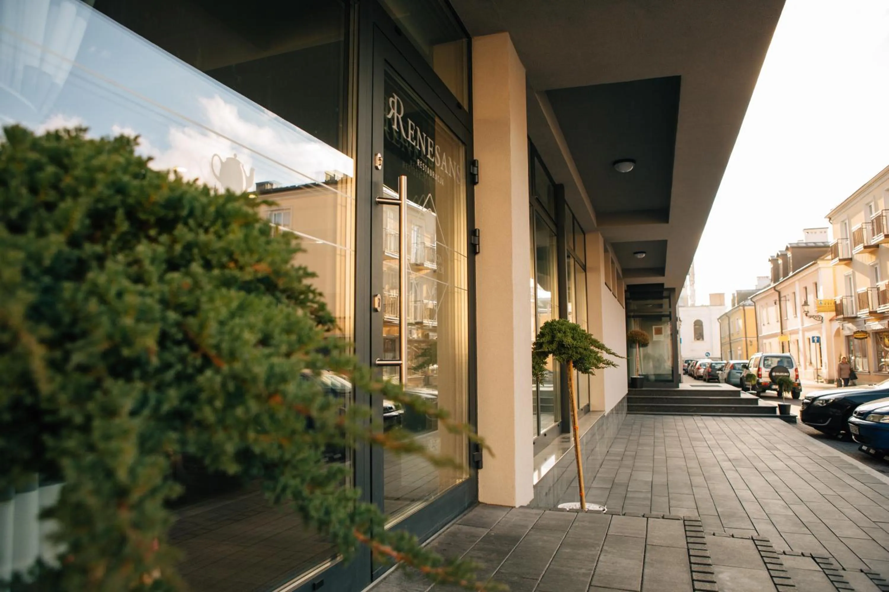 Facade/entrance in Hotel Renesans