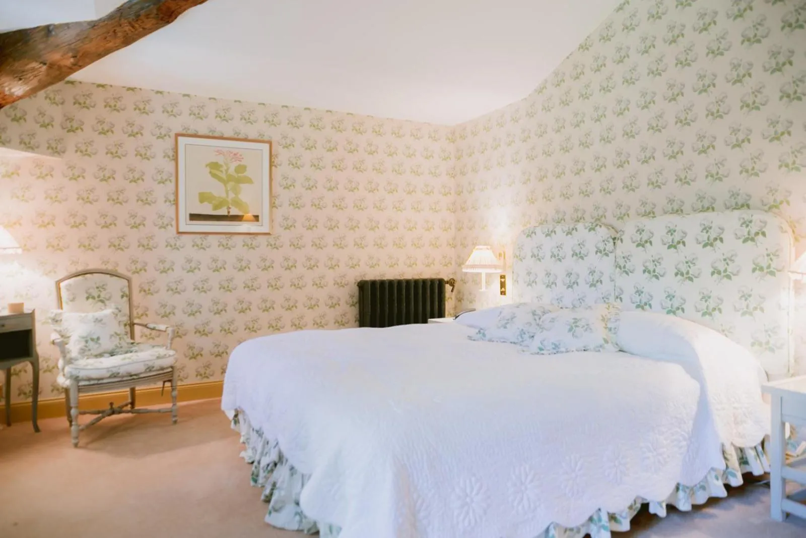 Bedroom, Bed in Chateau de Varenne