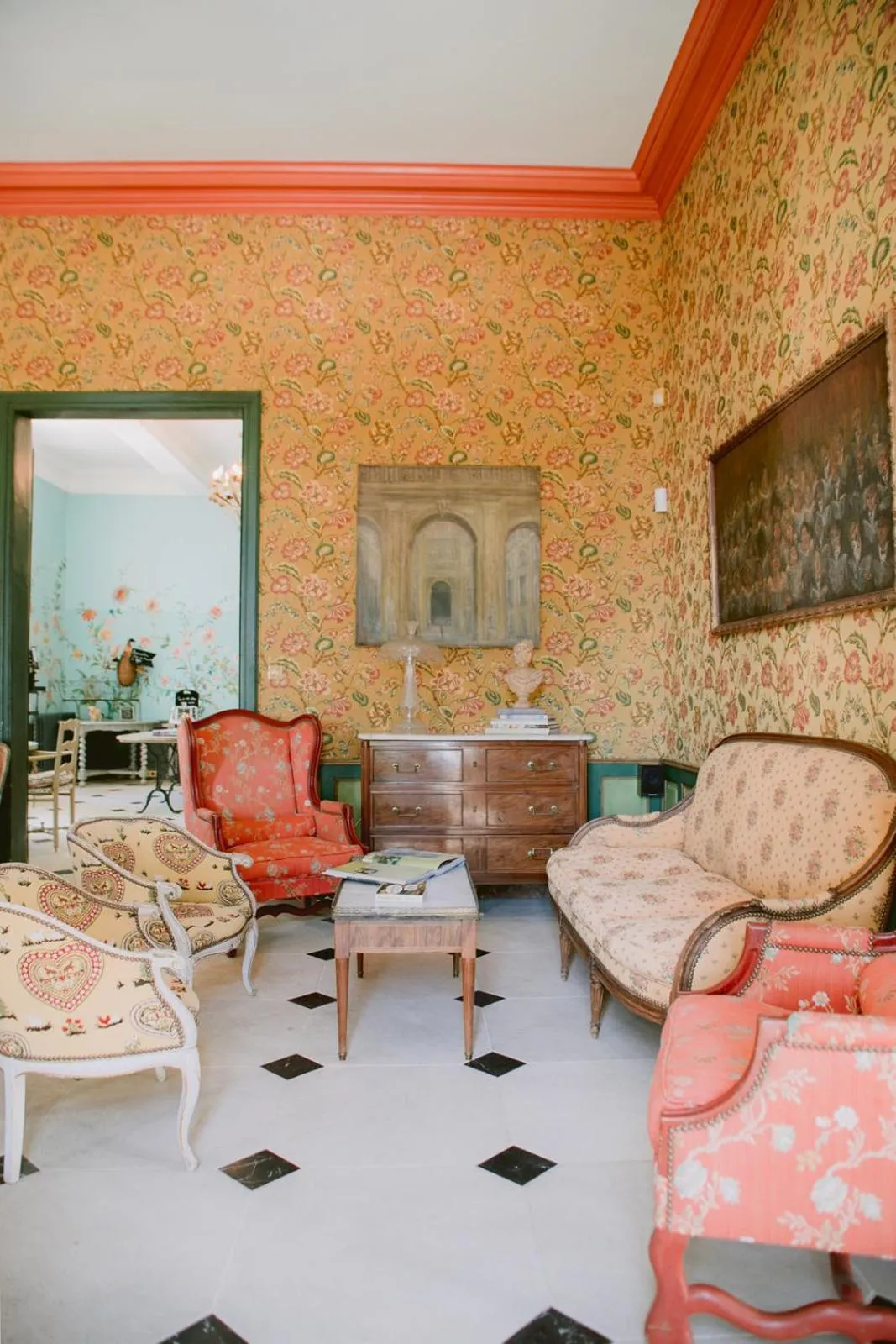 TV and multimedia in Chateau de Varenne