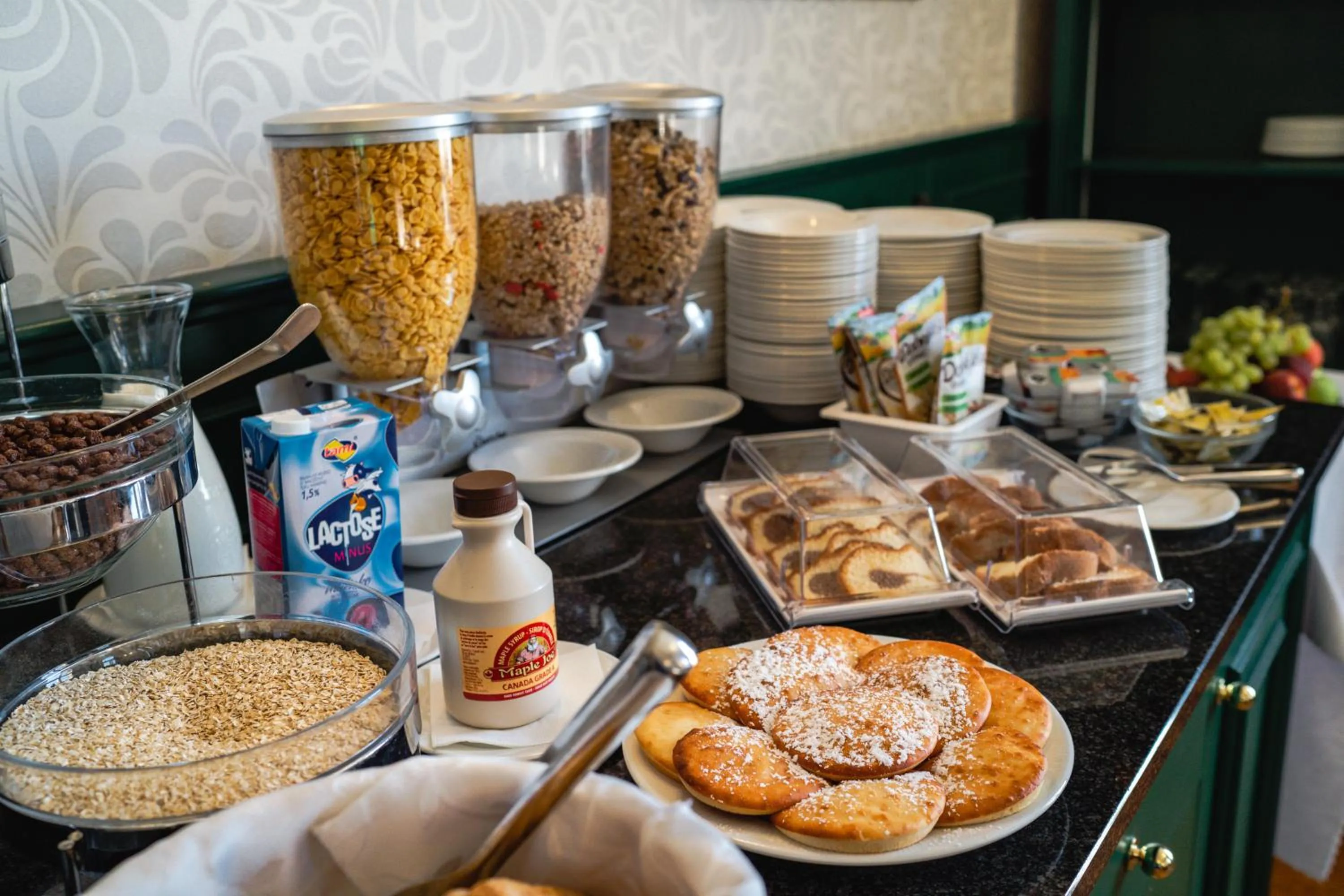 Restaurant/places to eat in Hotel Větruše