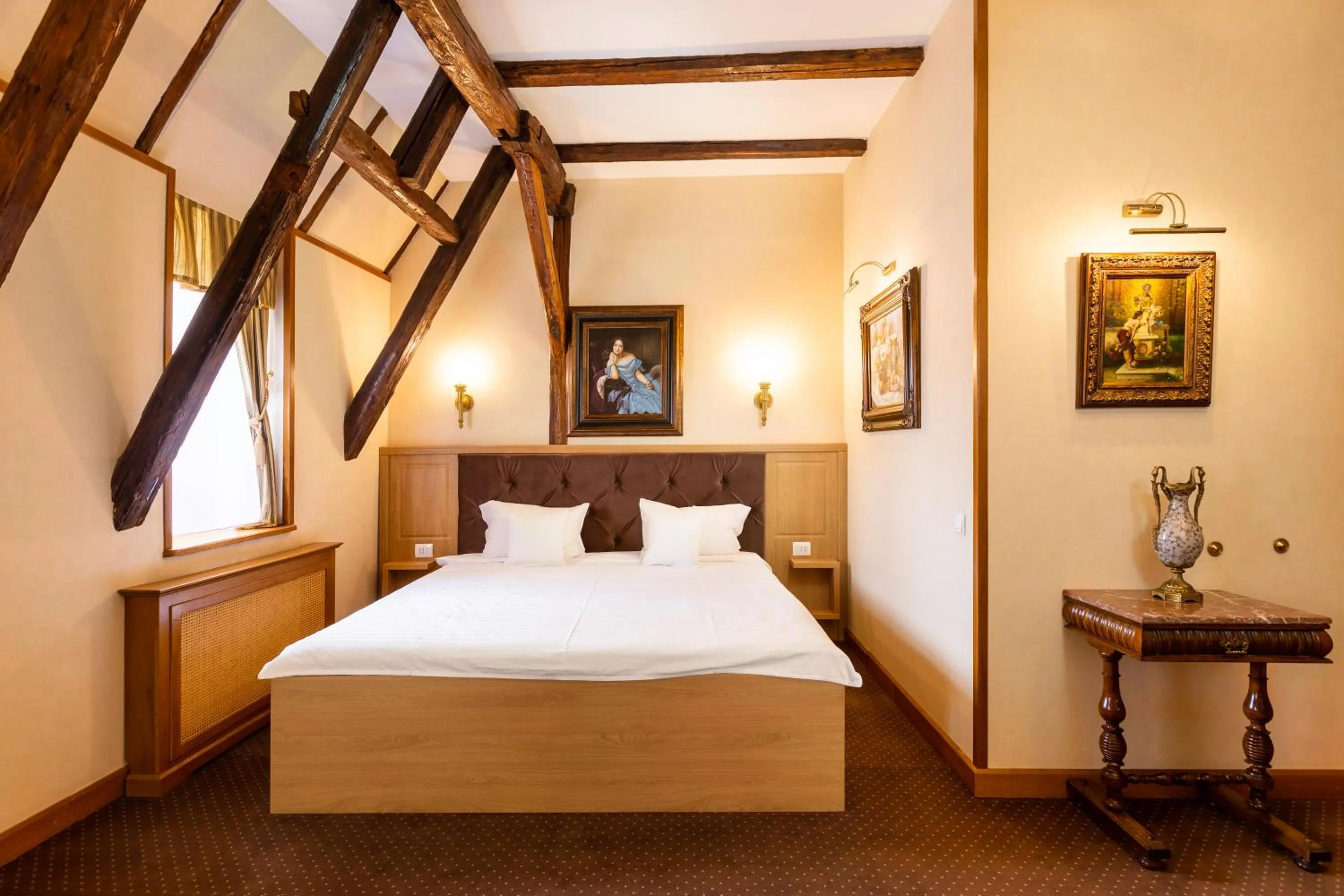 Bed in Hotel Am Ring