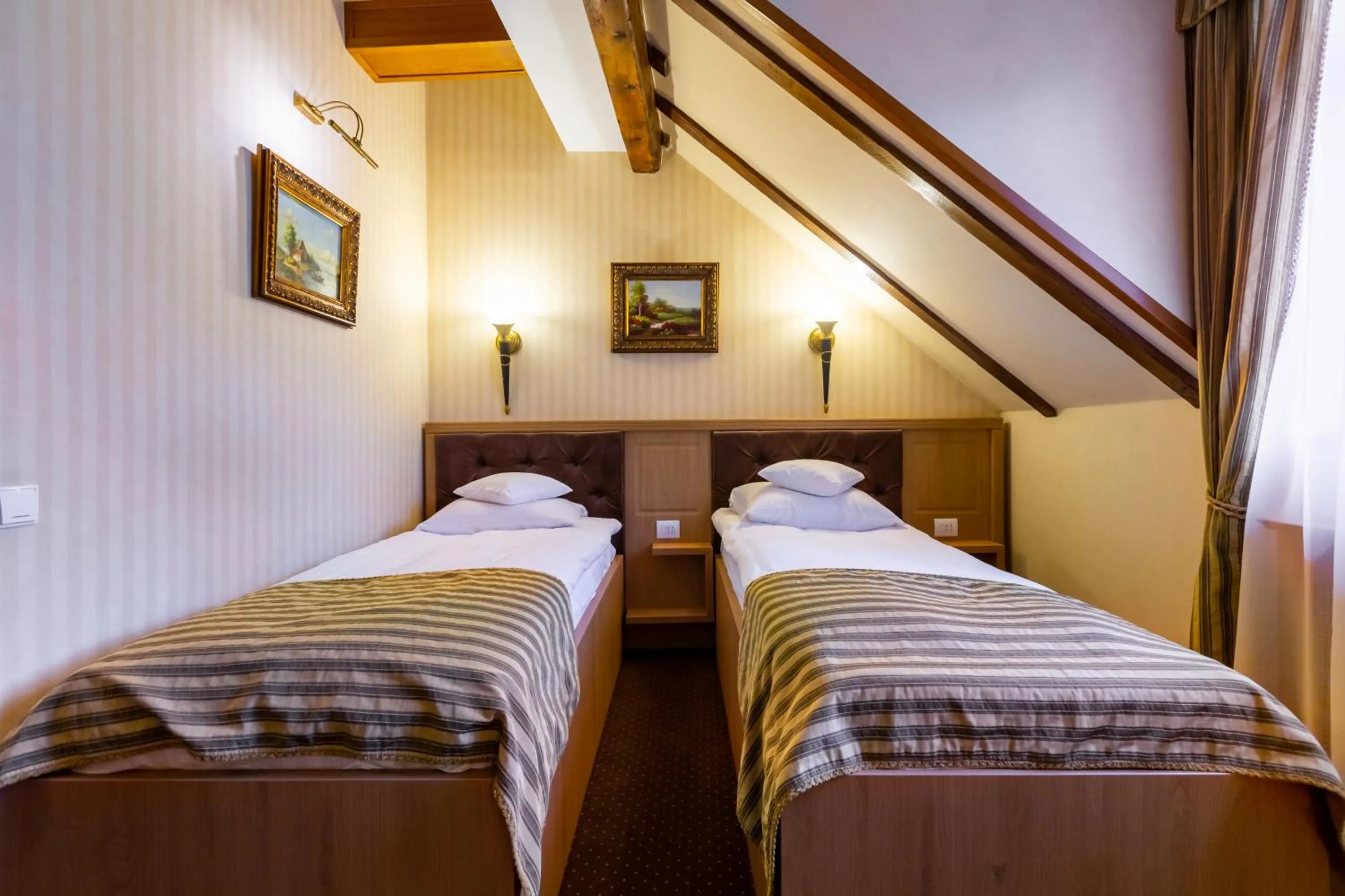 Bed in Hotel Am Ring