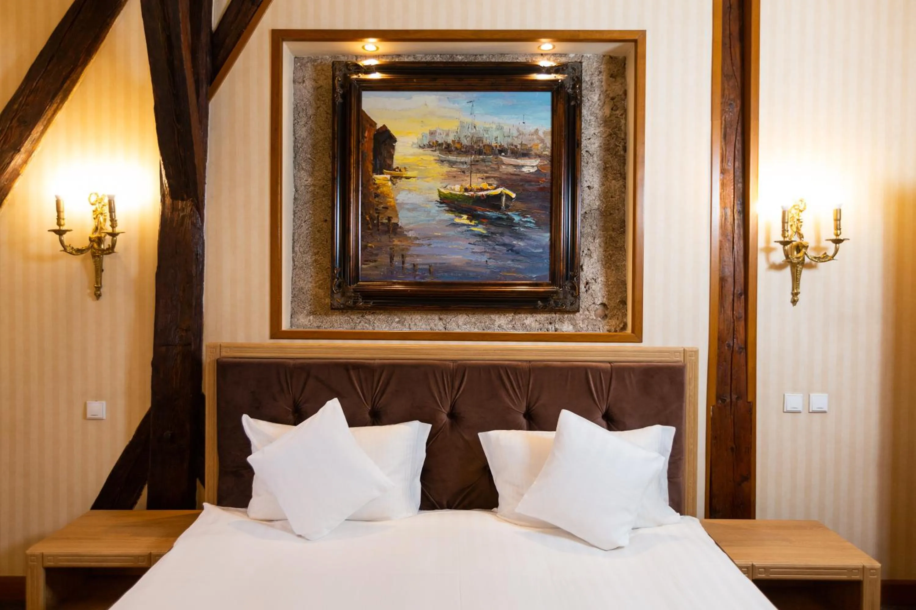 Bed in Hotel Am Ring