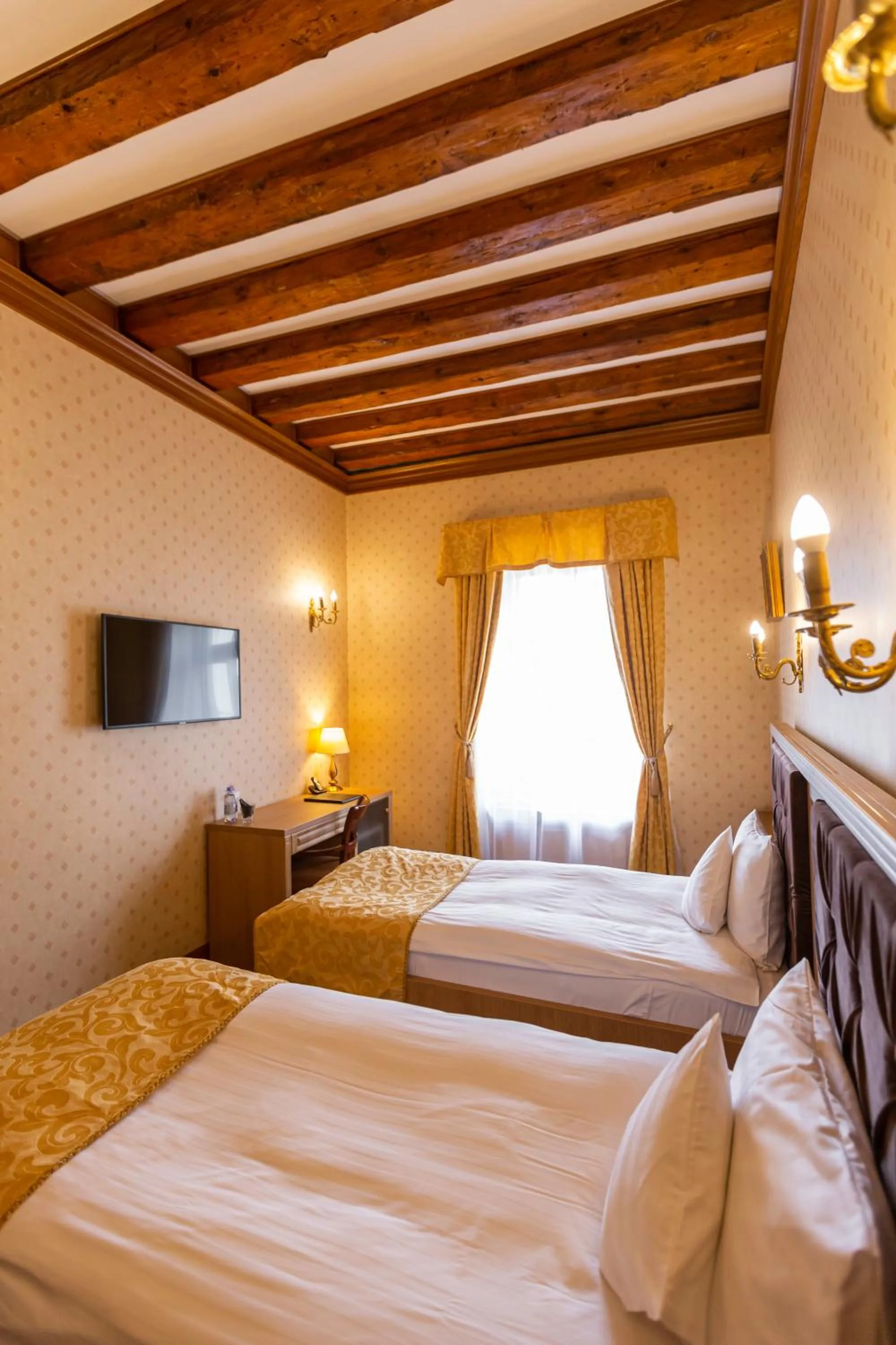 Bed in Hotel Am Ring