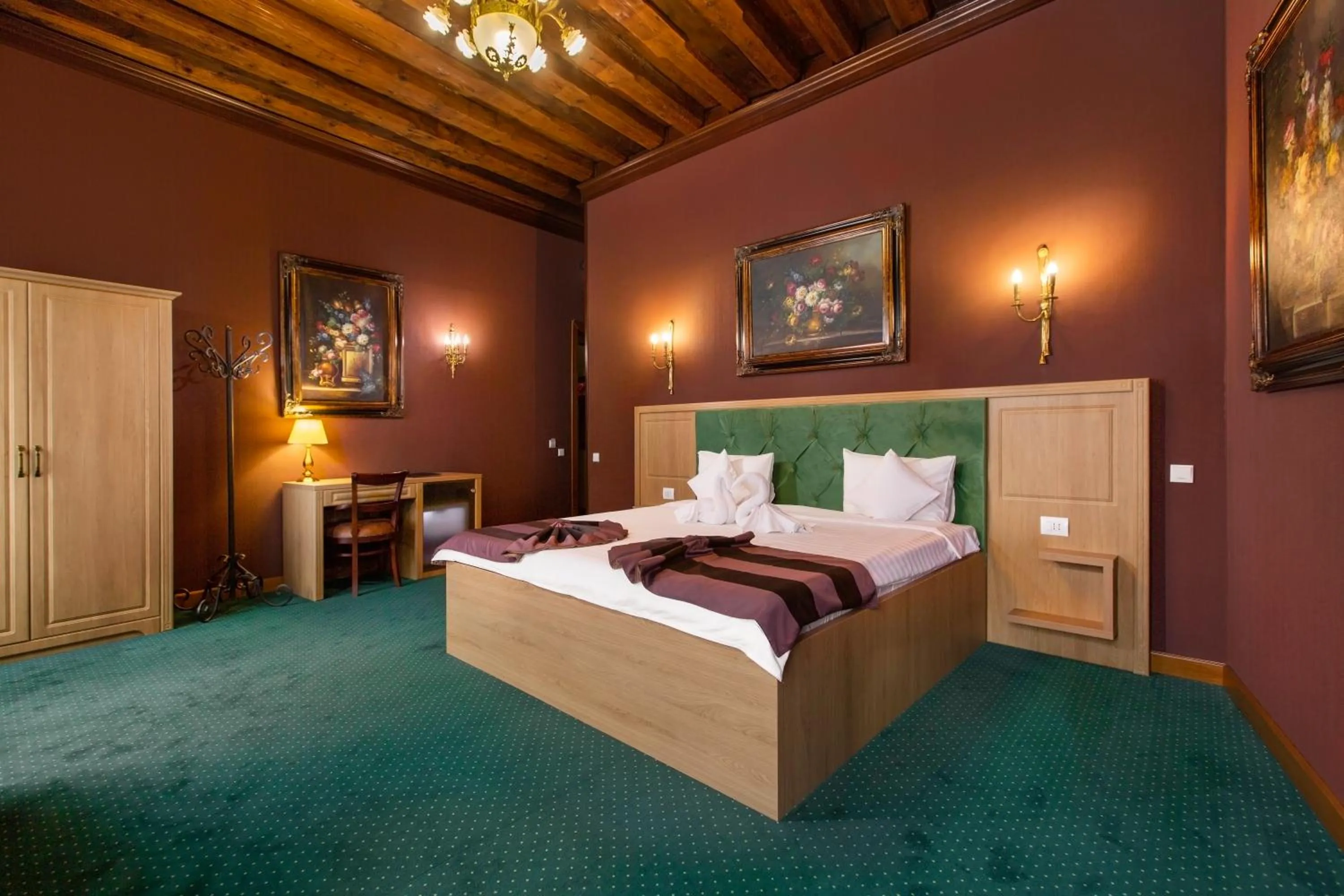 Bed in Hotel Am Ring