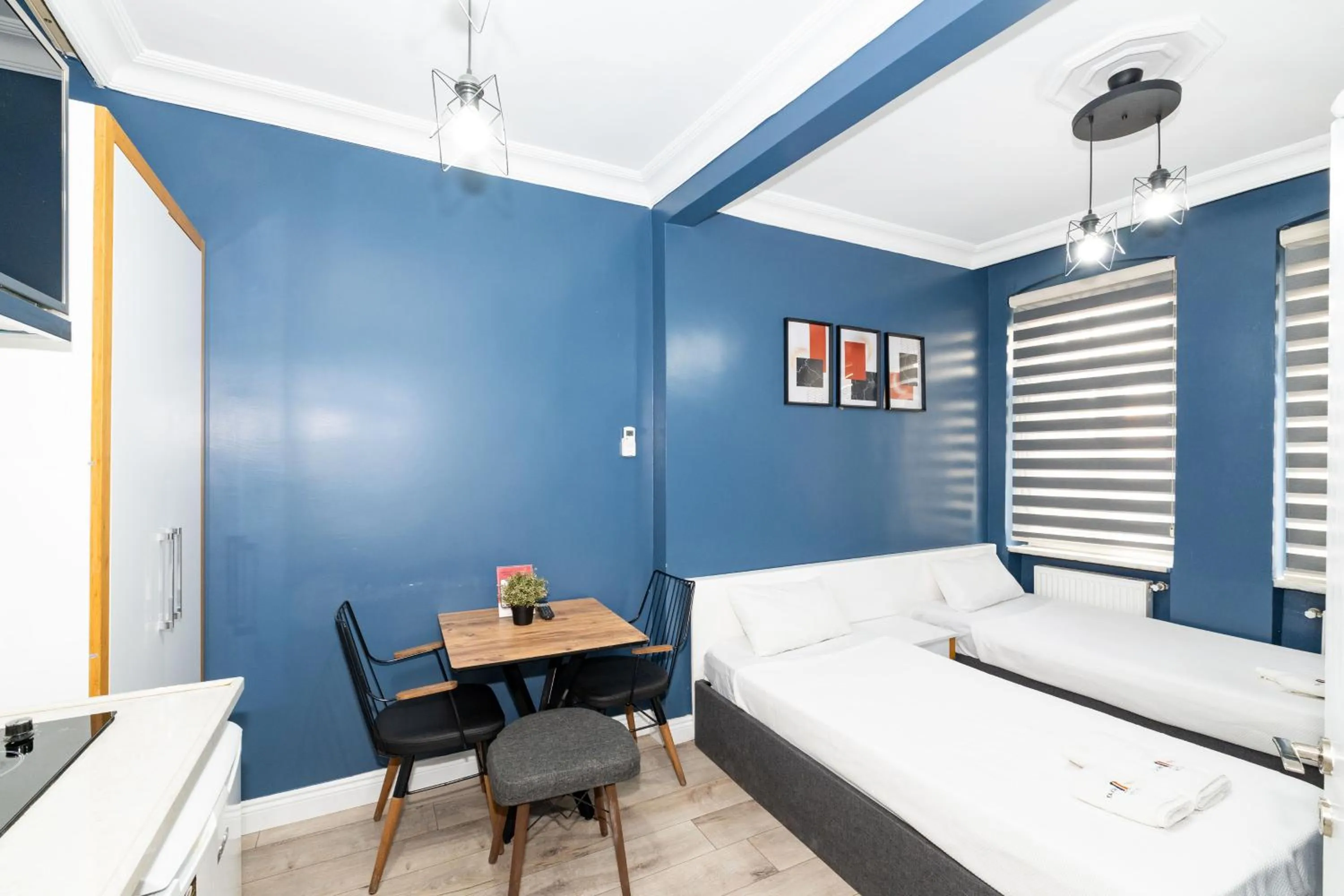 Bed in Taxim Trend Suites