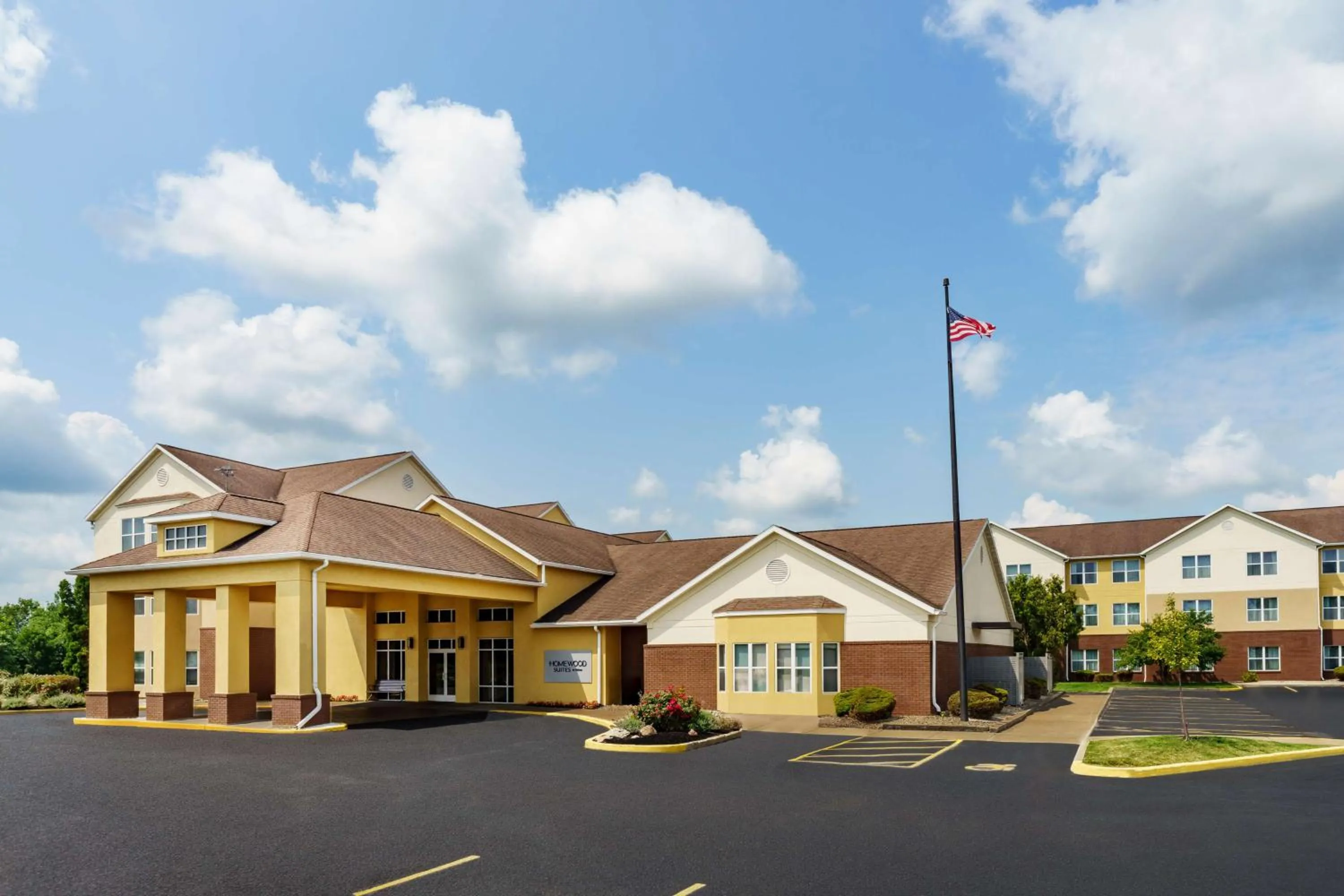 Property building in Homewood Suites Rochester-Henrietta