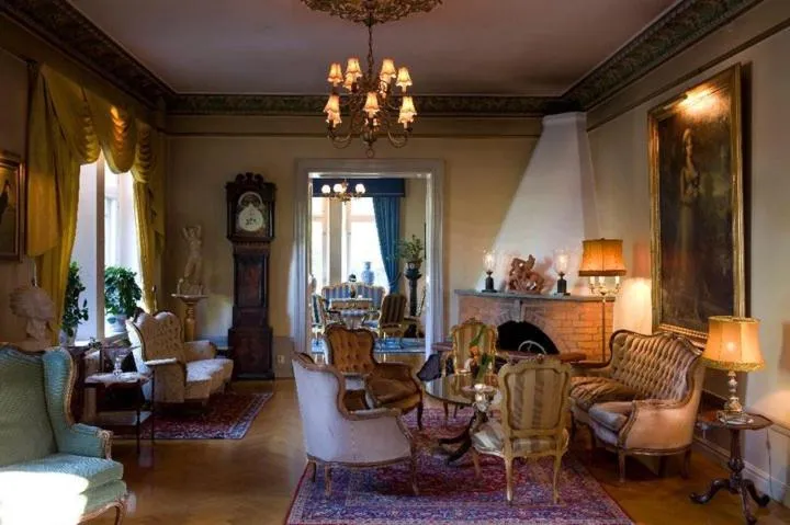 Seating area in Thorskogs Slott